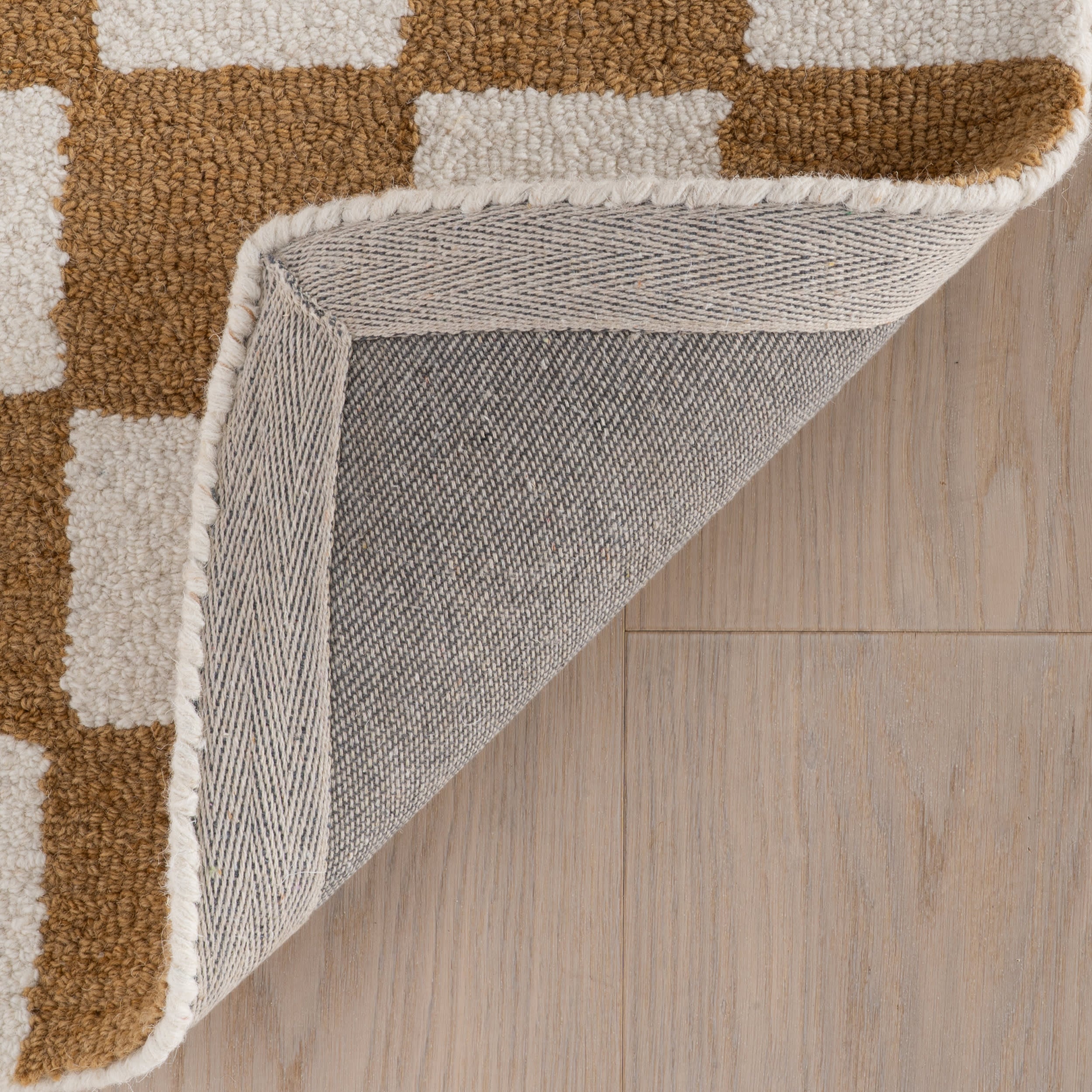 Calina Modern Checkered Indoor Wool Rug | Golden Tan