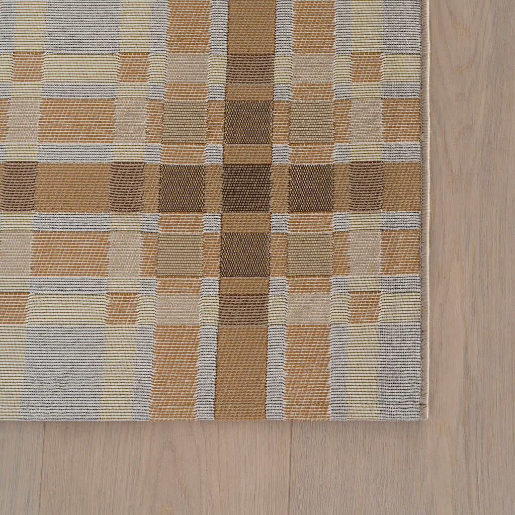Mesael Modern Plaid Indoor/Outdoor Rug | Tan