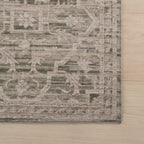 Nefre Traditional Diamond Rug | Green