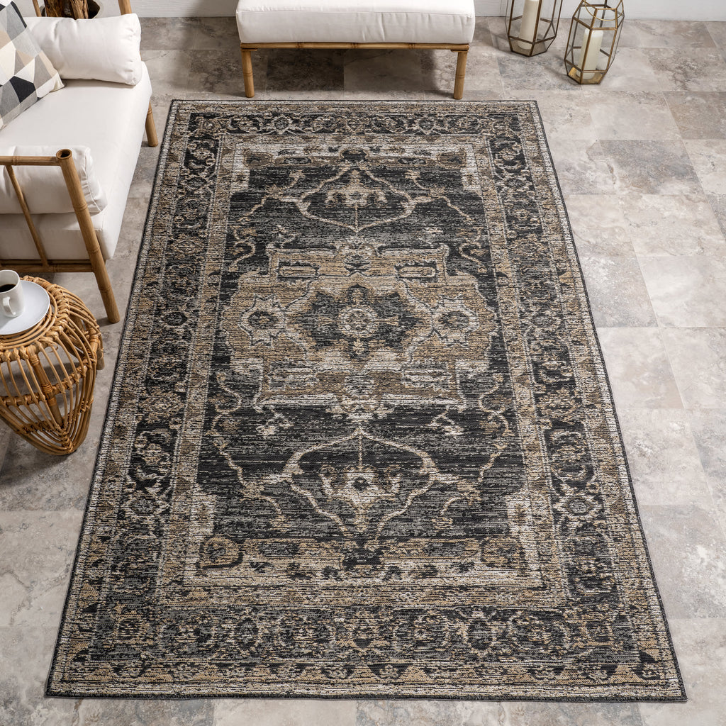 Alivia Medallion Reversible Indoor/Outdoor Rug | Cream & Charcoal