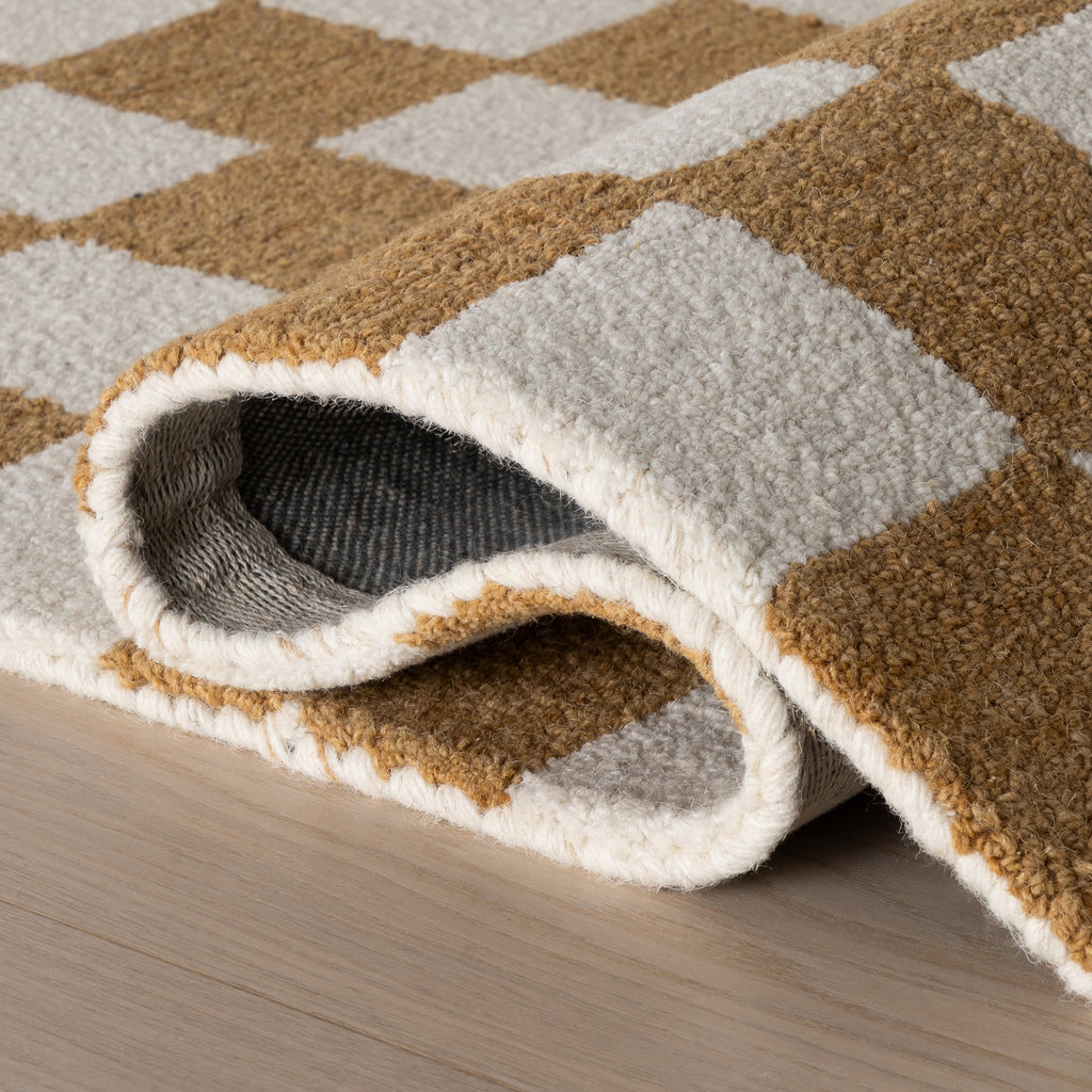 Calina Modern Checkered Indoor Wool Rug | Golden Tan