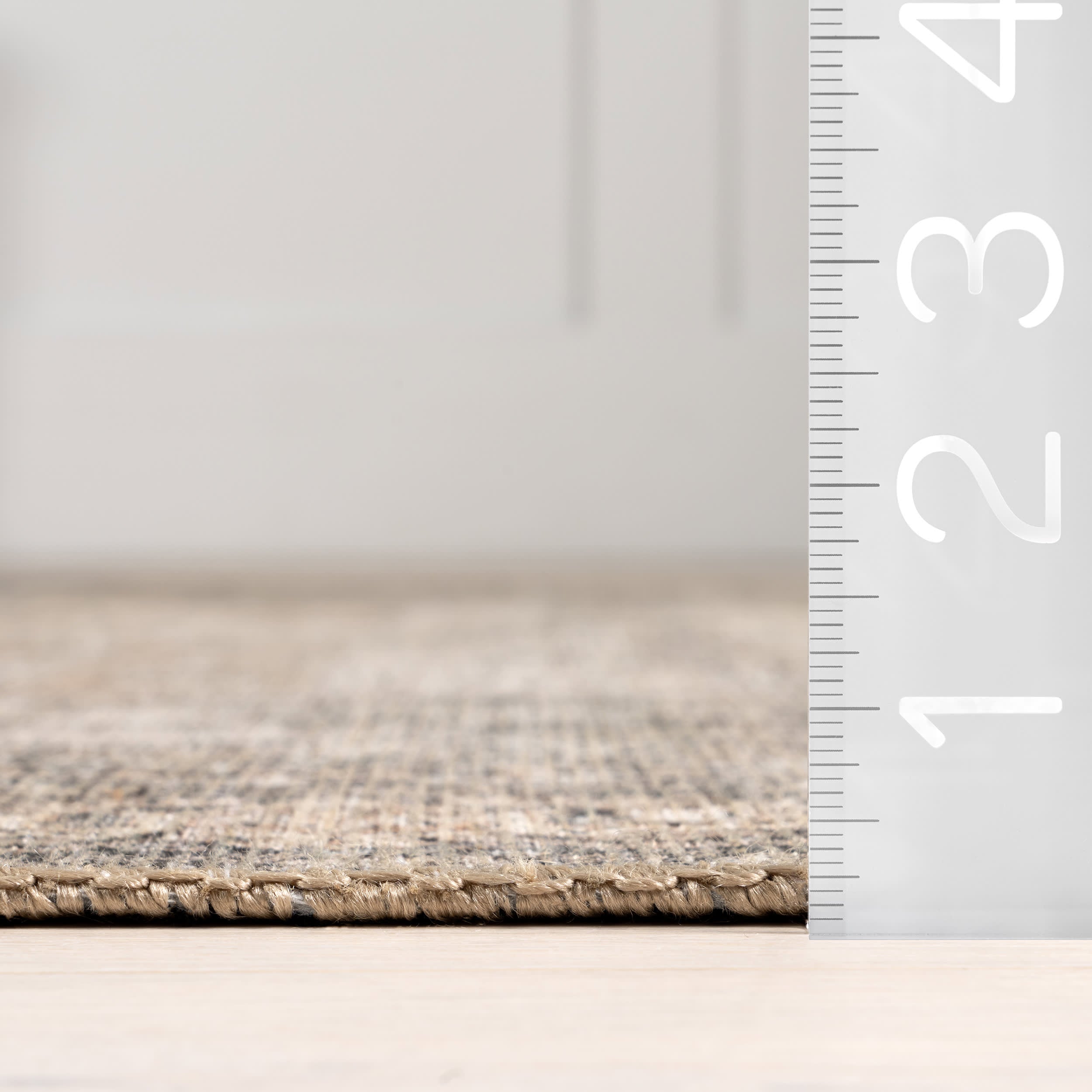 Chester Antiqued Jute-Blend Rug | Brown