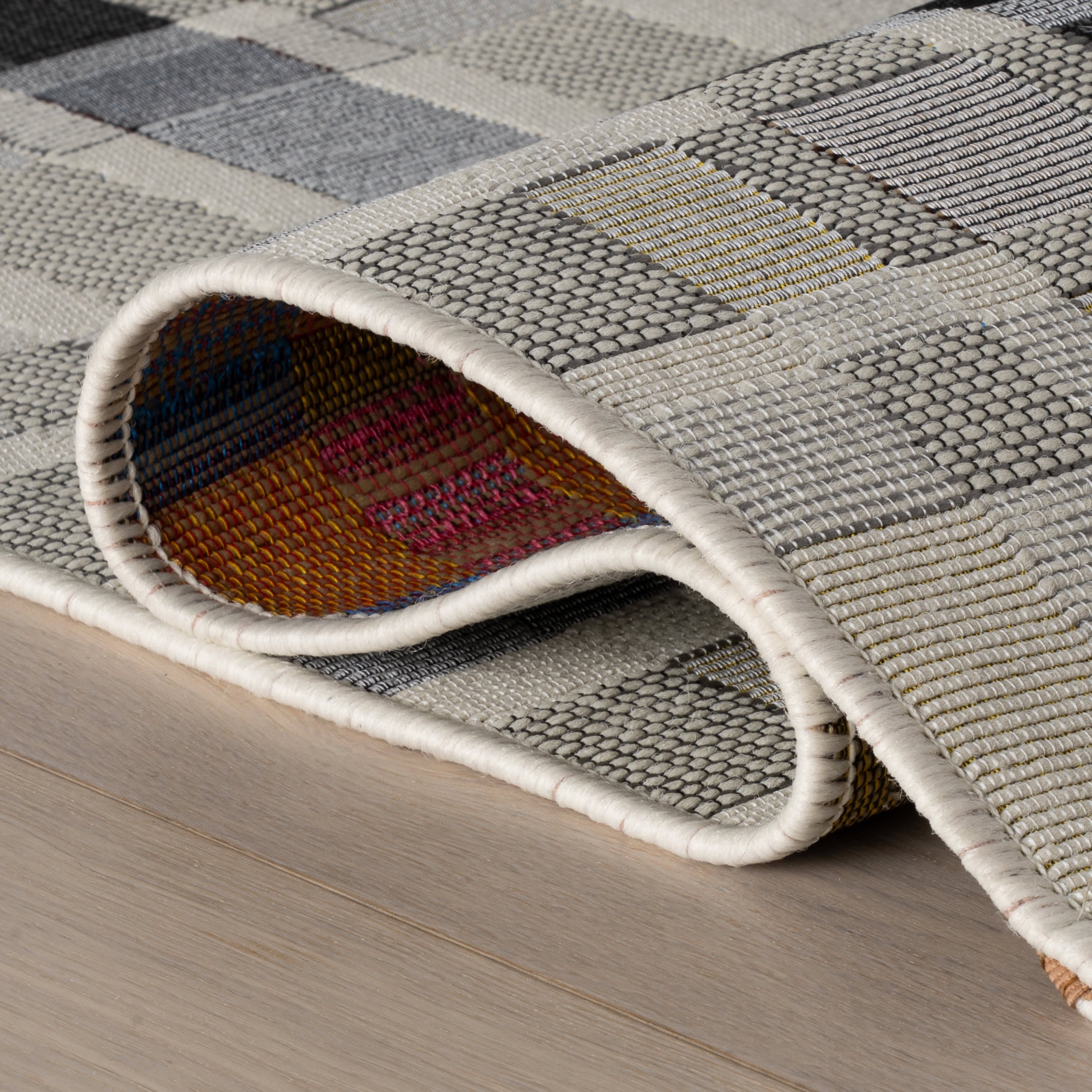 Mesael Modern Plaid Indoor/Outdoor Rug | Blue
