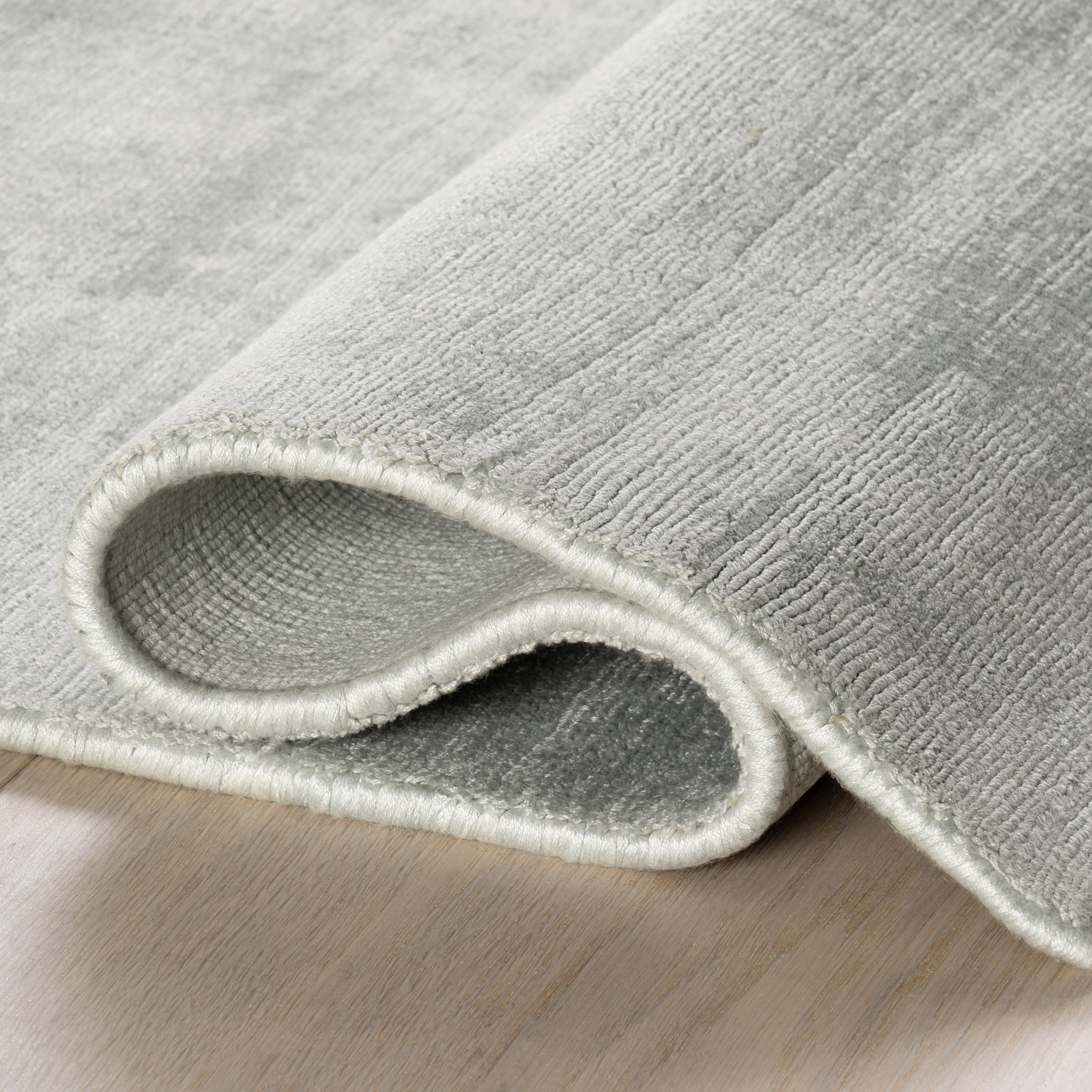 Alva Hand Loom Knotted Viscose Rug | Sky
