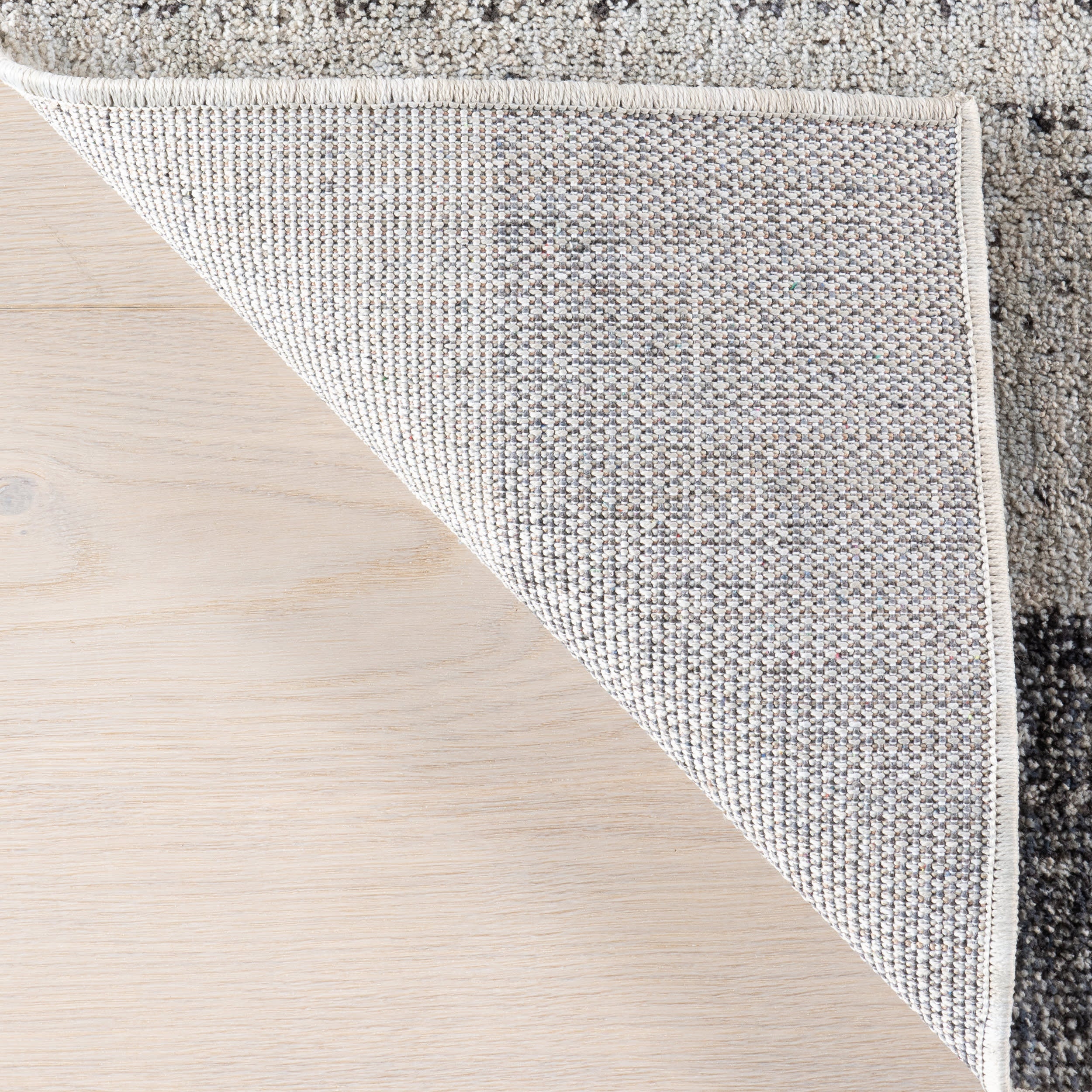 Karter Striped Trapezoid Rug | Light Grey