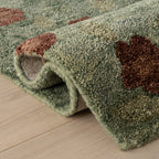 Genevive Modern Floral Wool Rug | Green