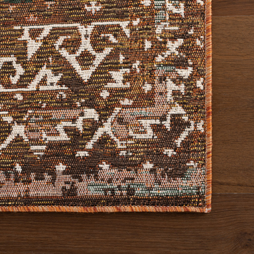 Solia Traditional Medallion Indoor/Outdoor Rug | Brown