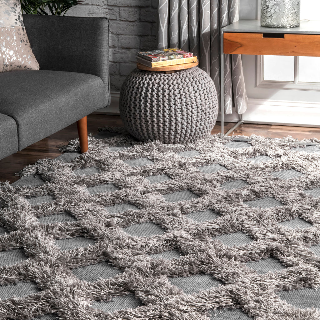 Shaggy Diamond Trellis Rug | Silver