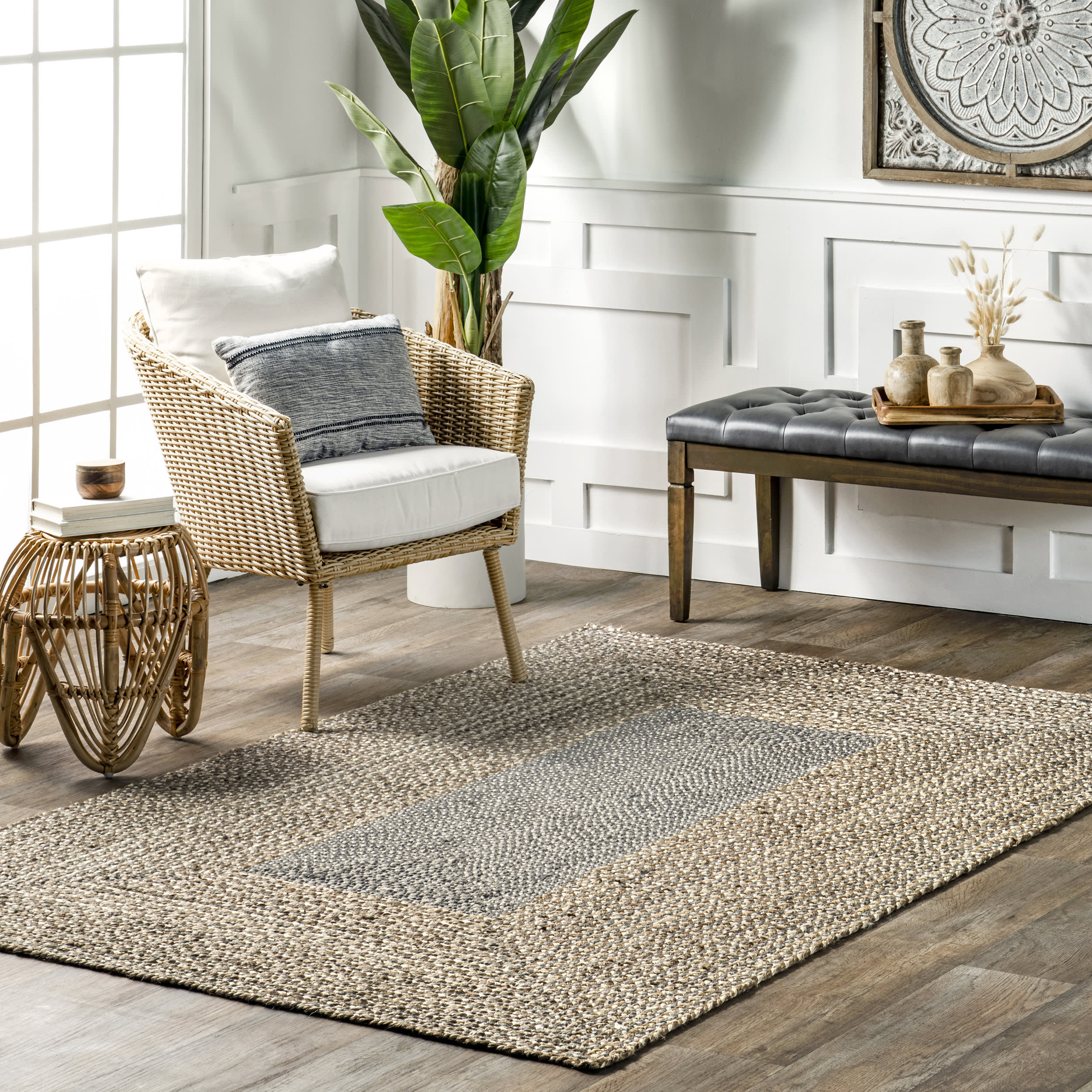 Braided Jute Rug | Grey Secondary image