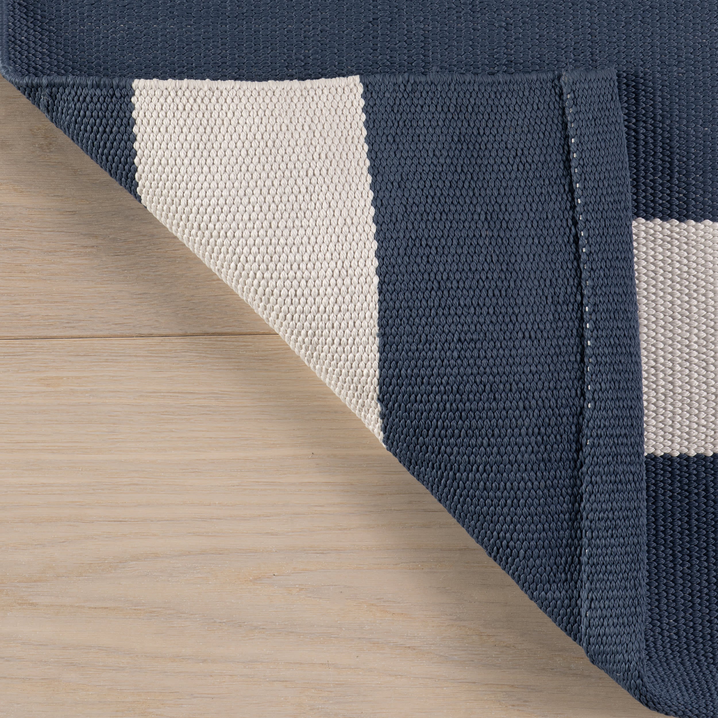 Banks Stripe Handwoven Indoor/Outdoor Rug | Navy