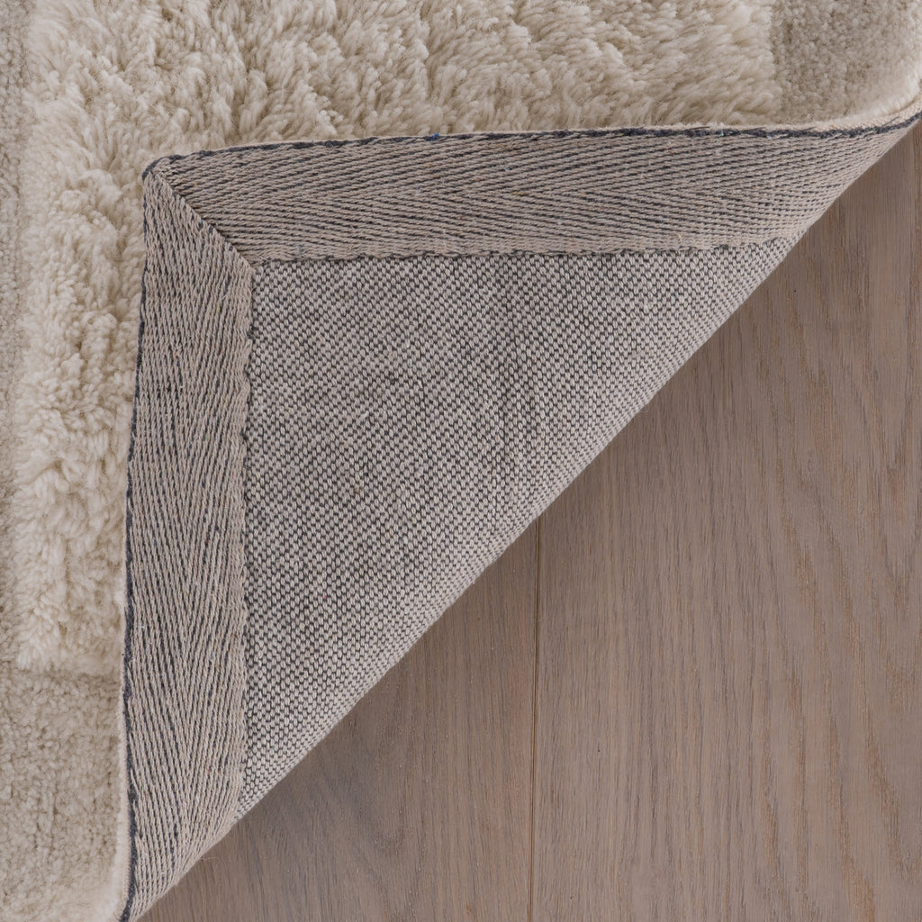 Sorvelle Modern Solid Wool Rug | Ivory