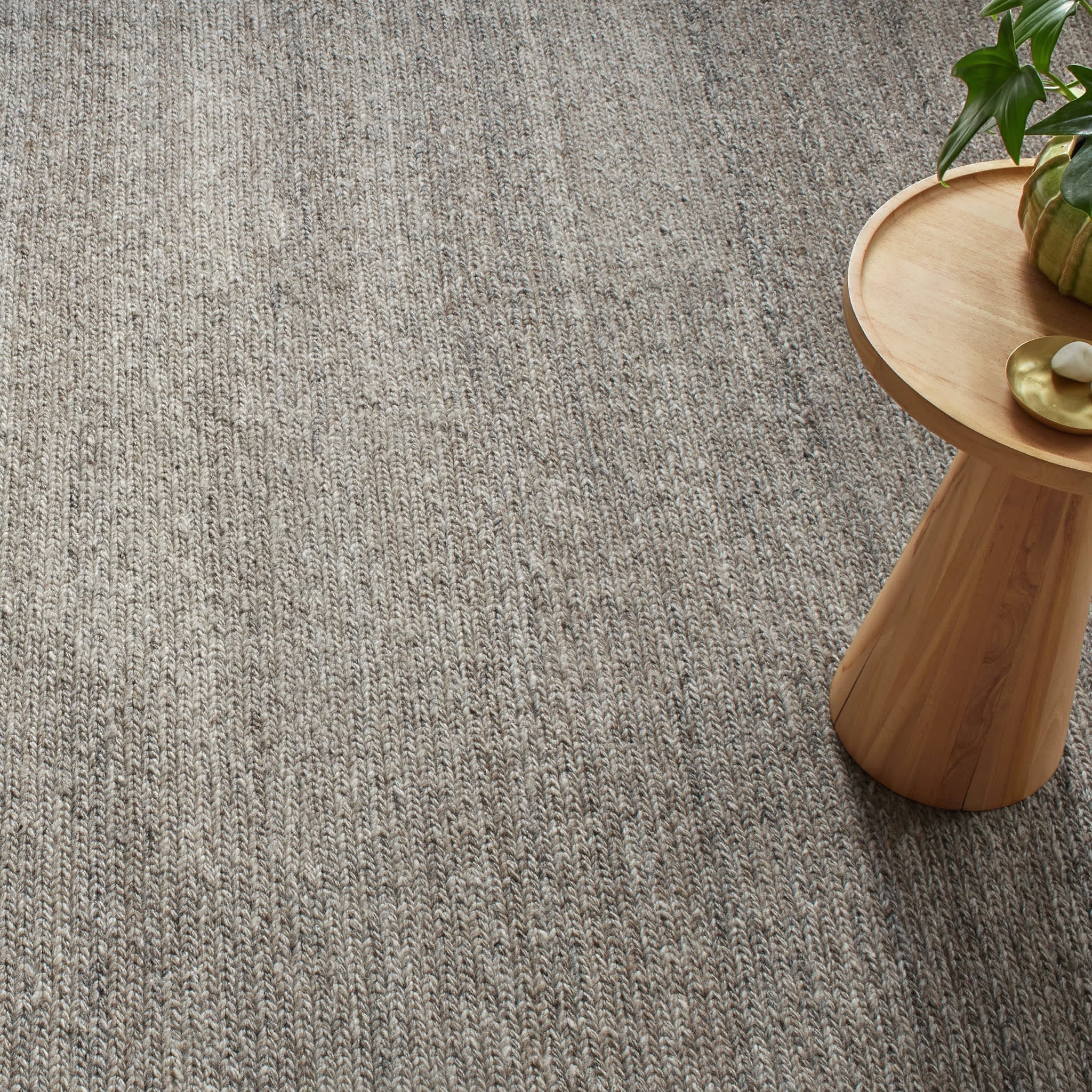 Solimar Handwoven Wool Rug | Natural Image principale du produit