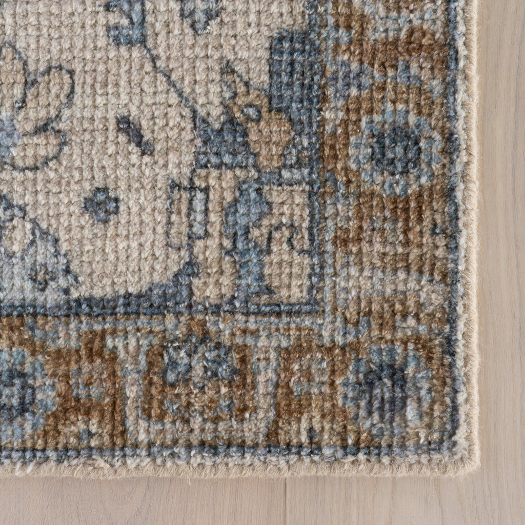 Tavi Hand Loomed Wool Rug | Ivory