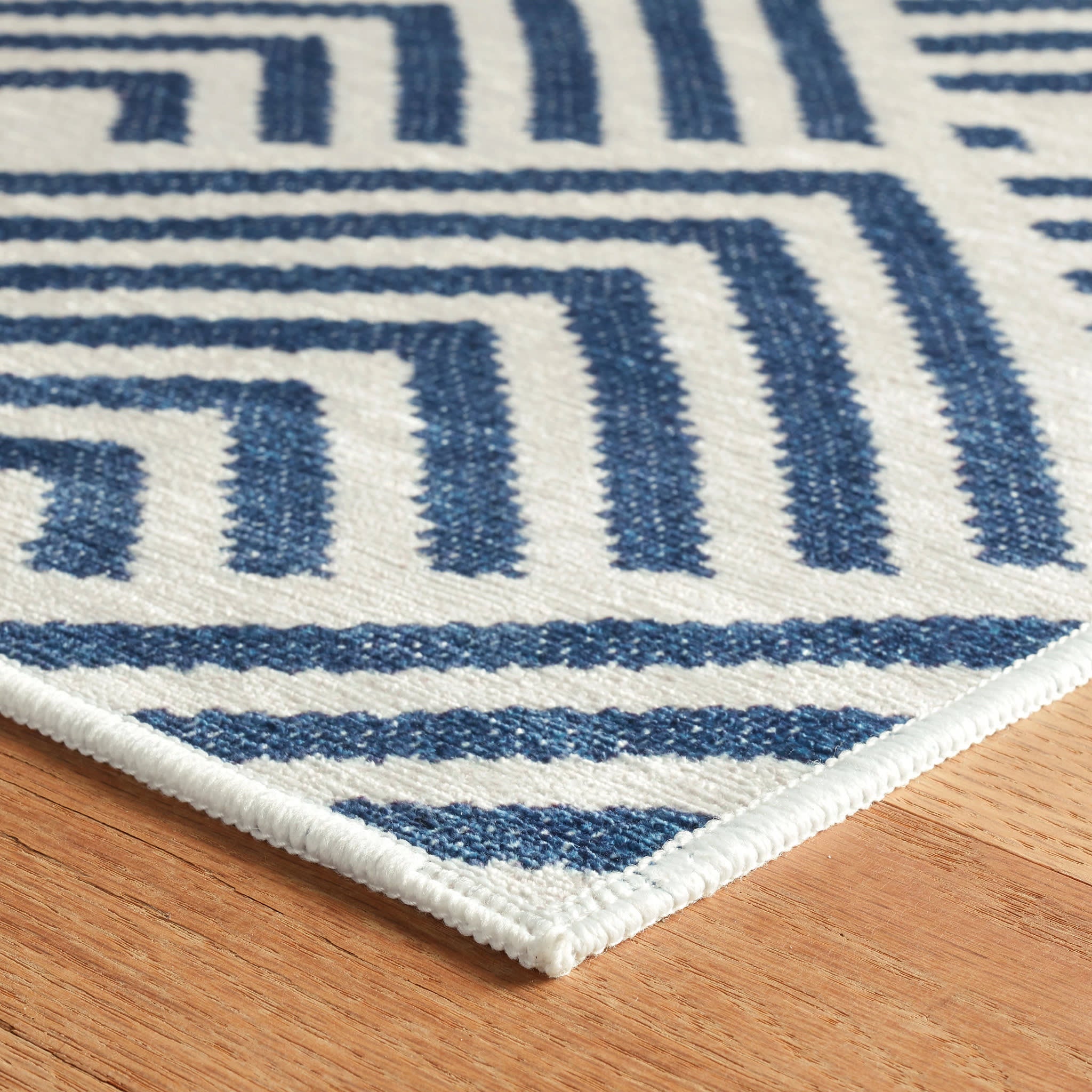 Cleo Machine Washable Rug | Navy