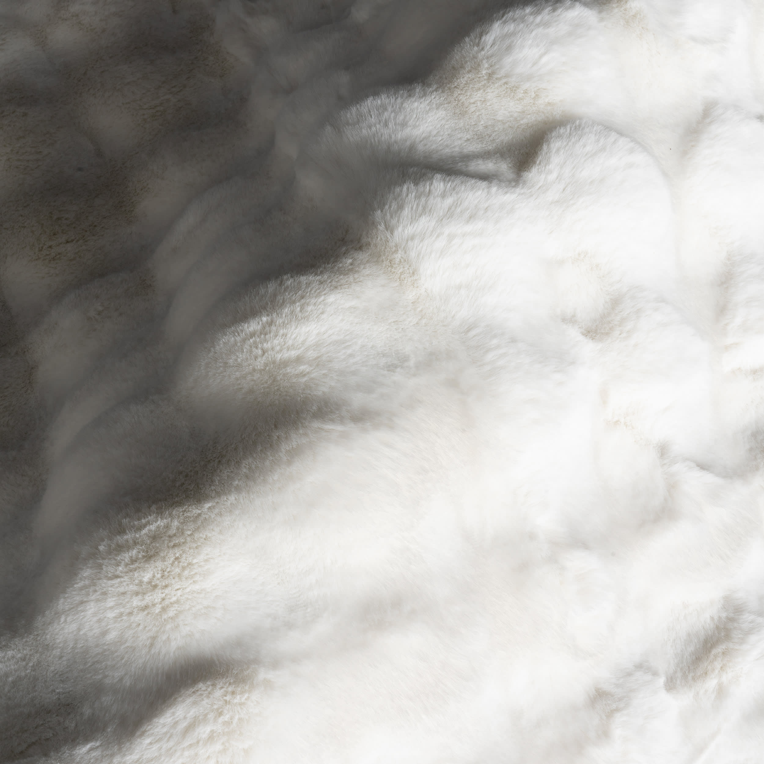 Ivana Checkered Plush Cloud Washable Rug | Off White