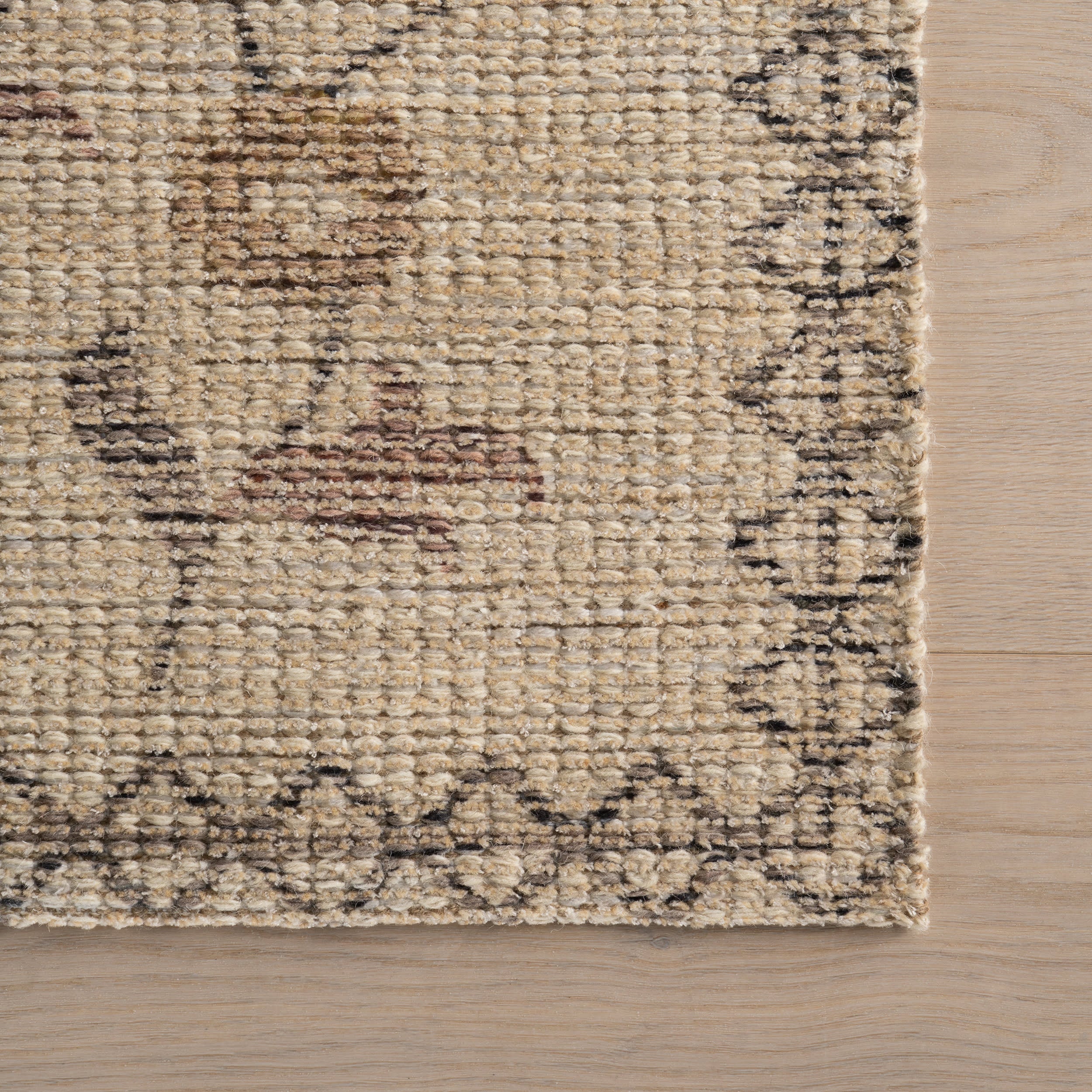 Nyme Floral and Paisley Farmhouse Rug | Sand