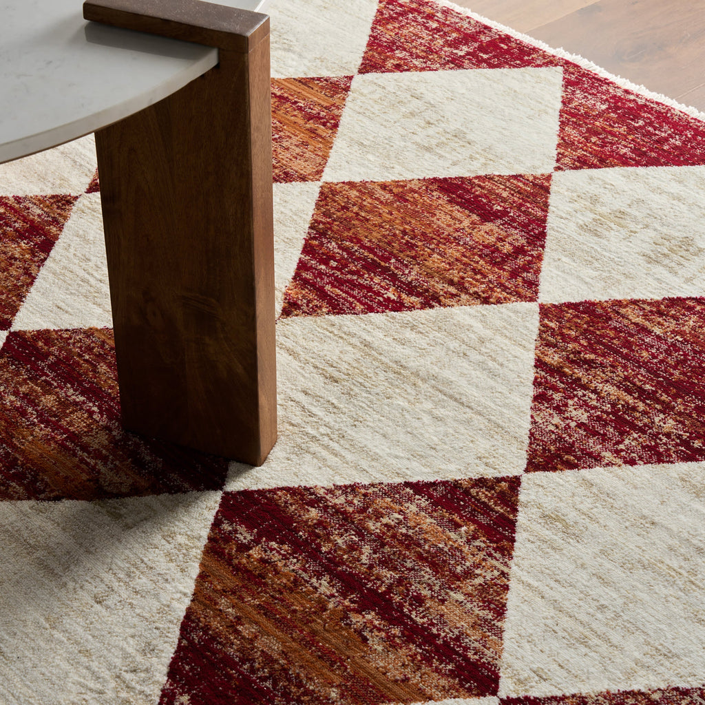 Vanni Checkered Fringed Rug | Red