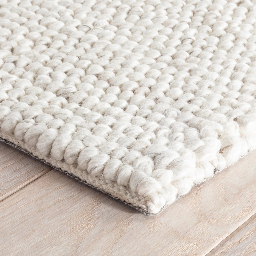Niels Handwoven Wool/Viscose Rug | Ivory