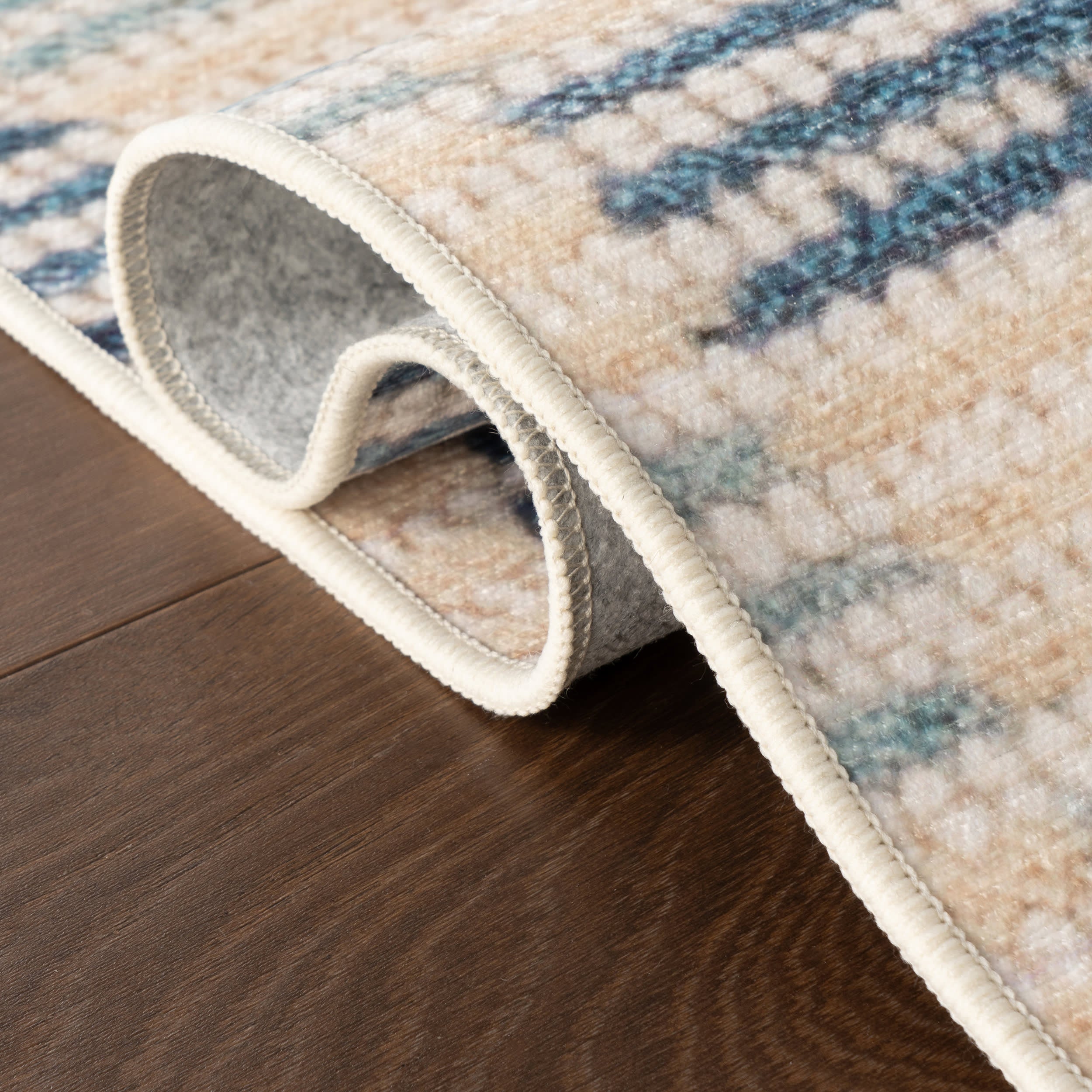 Orzalla Southwestern Diamond Washable Rug | Blue Secondary image
