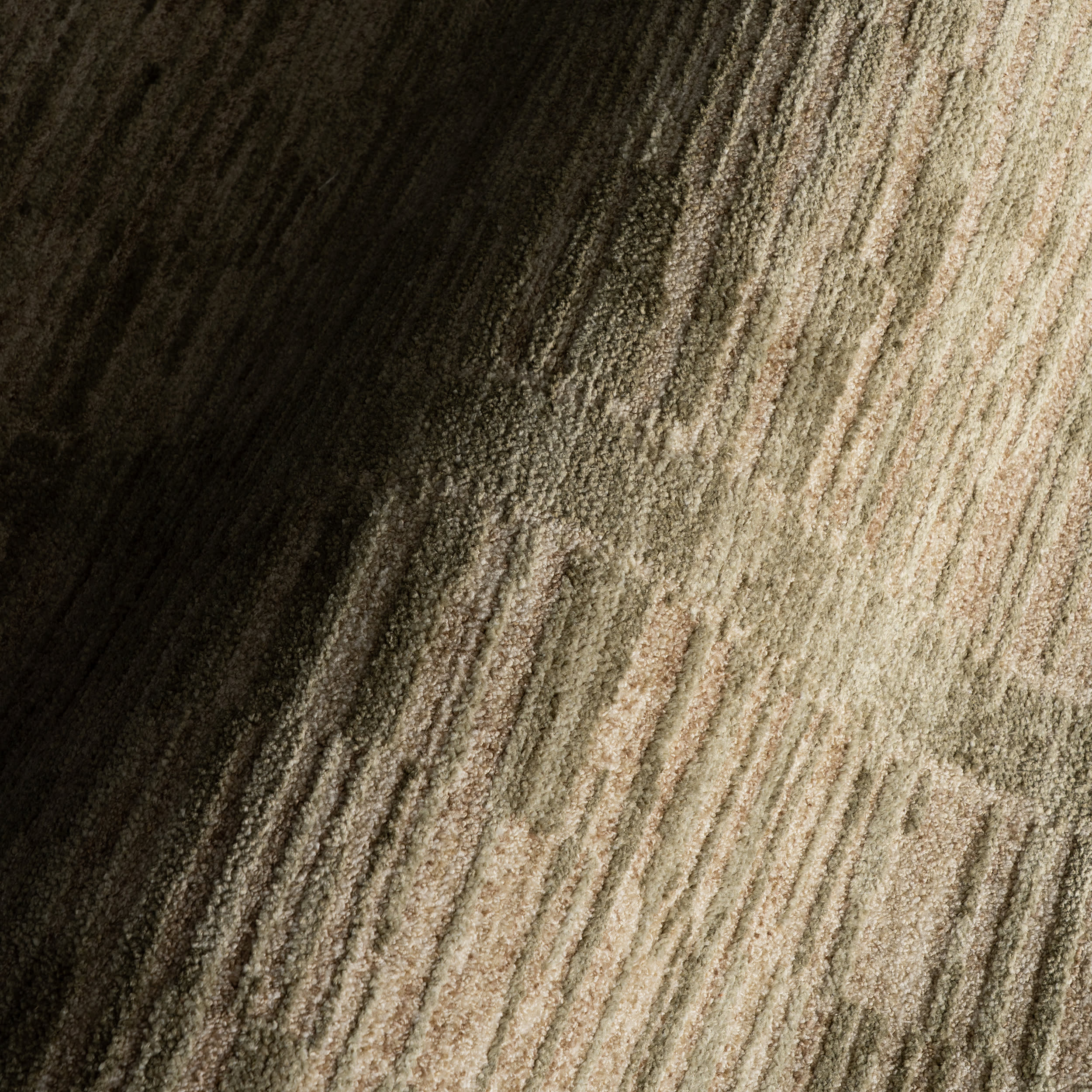 Striata Bohemian Striped Rug | Green Image secondaire du produit
