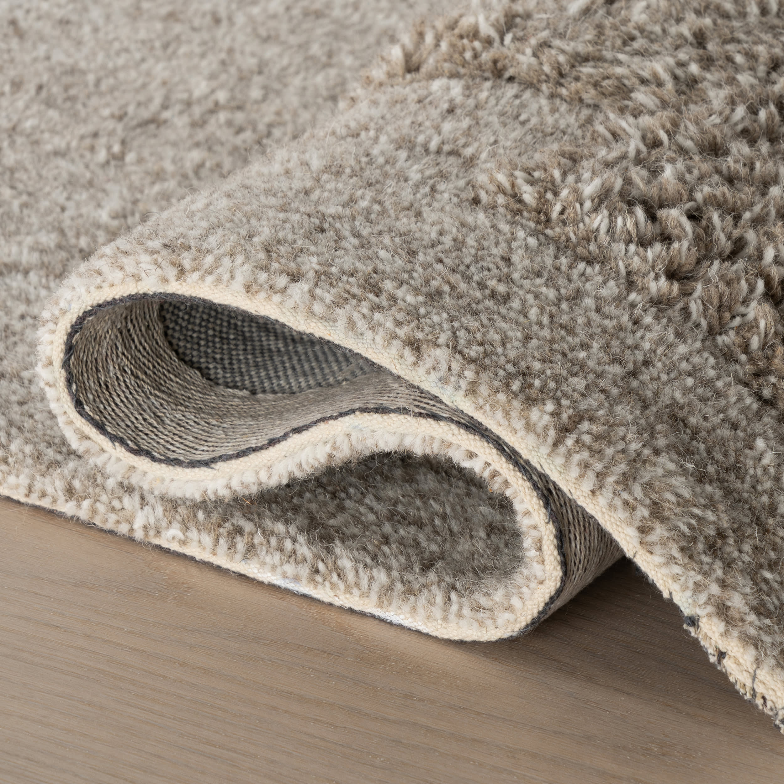 Sorvelle Modern Solid Wool Rug | Grey
