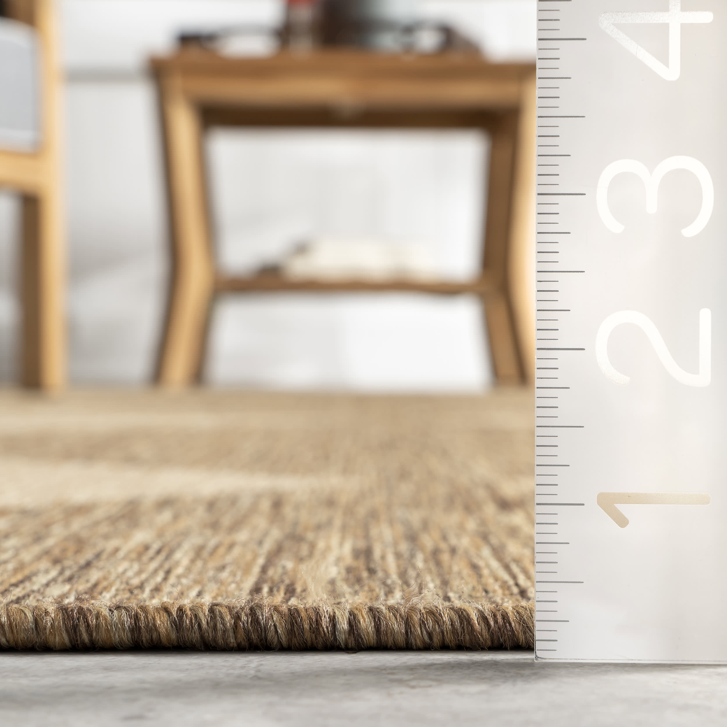 Meyari Indoor/Outdoor Checkered Rug | Brown