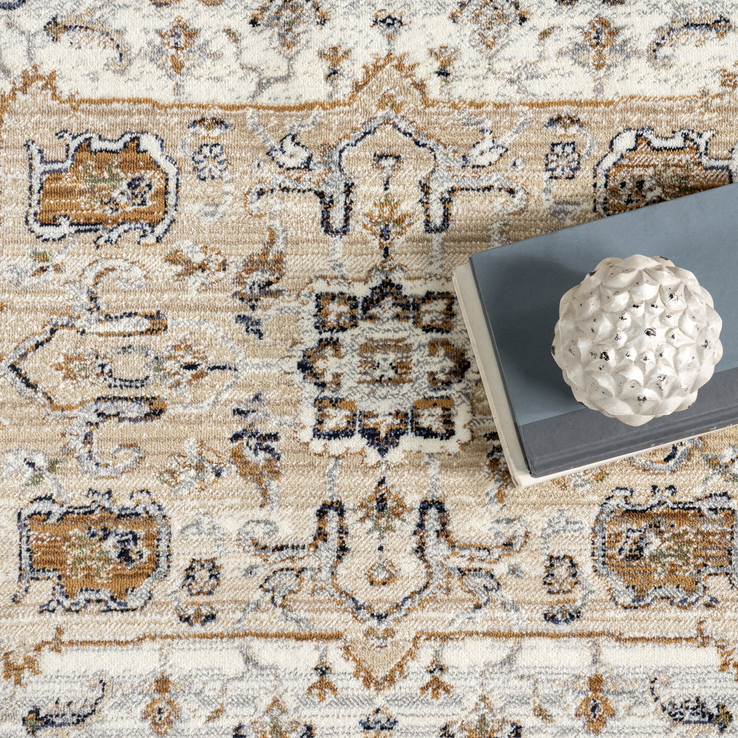Angelique Vintage Medallion Rug | Light Blue