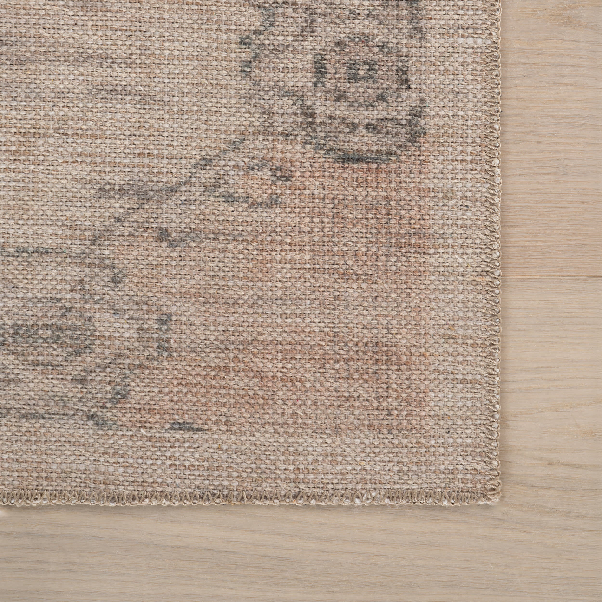 Sahi Traditional Diamond Washable Rug | Peach