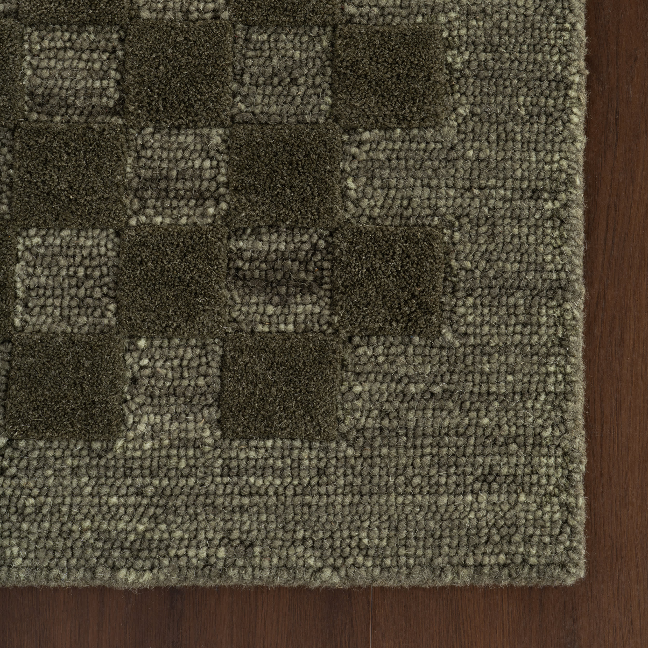 Linthea Modern Checkered Handmade Wool Rug | Green