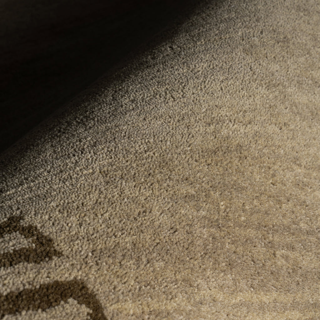 Taya Modern Bordered Rug | Olive
