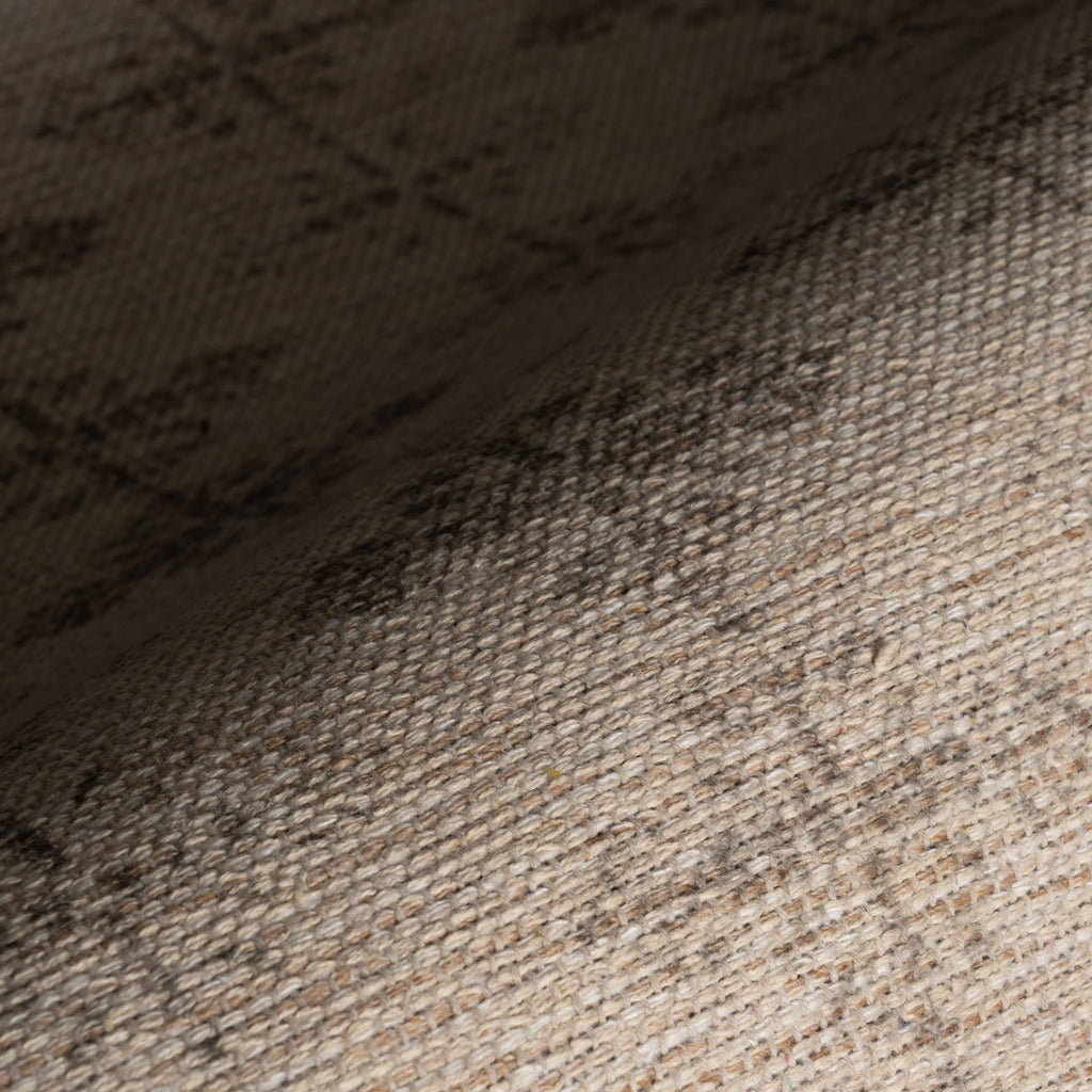 Zayna Traditional Bordered Washable Rug | Ivory