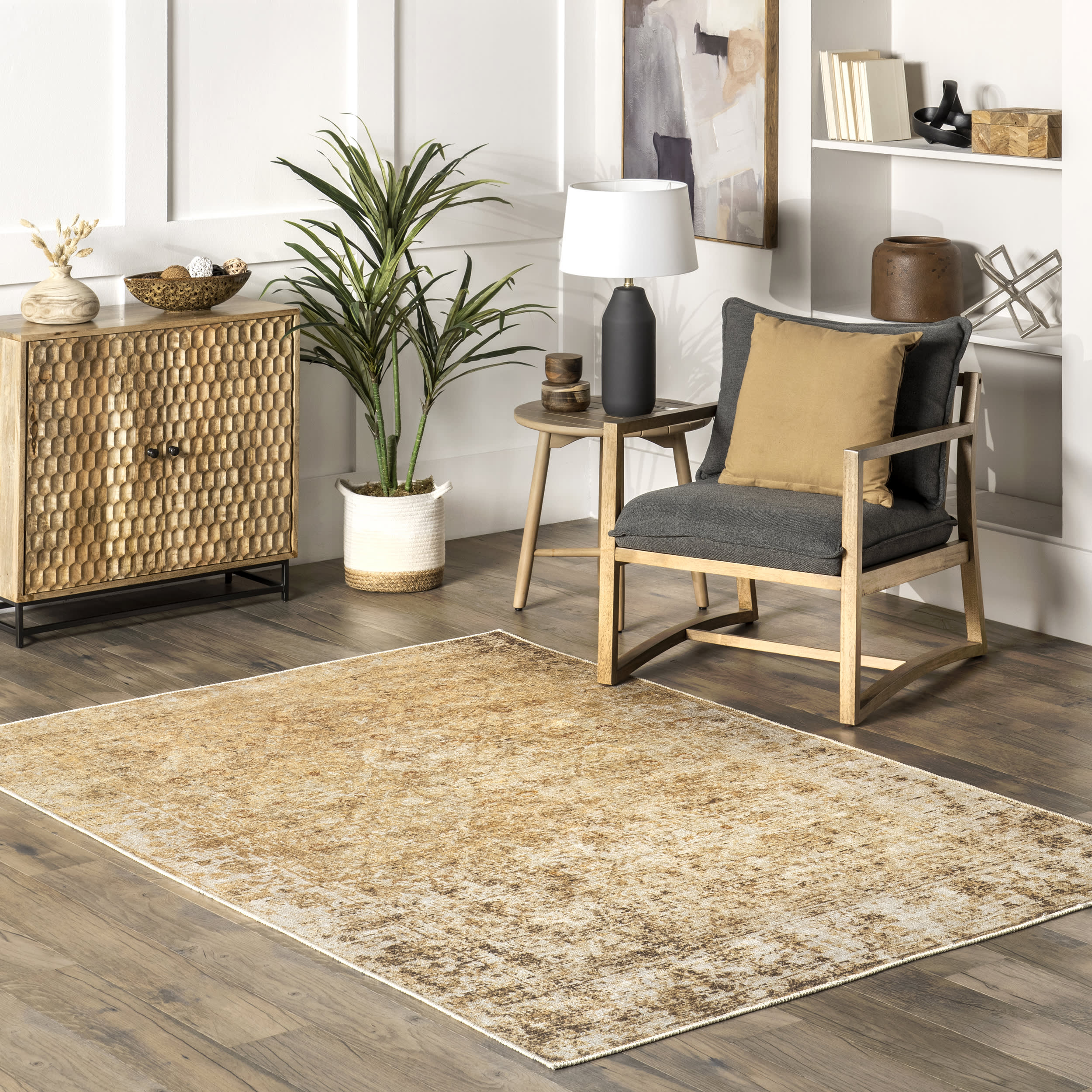 Washable Faded Vintage Rug | Beige Secondary image