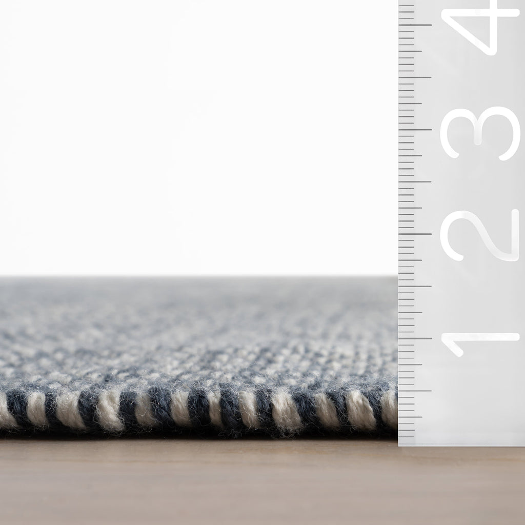 Pebble Handwoven Performance Rug | Blue