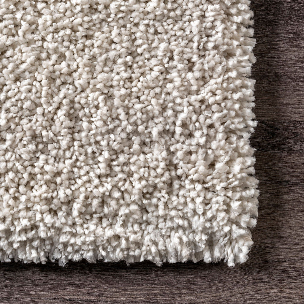 Soft Solid Shag Rug | White