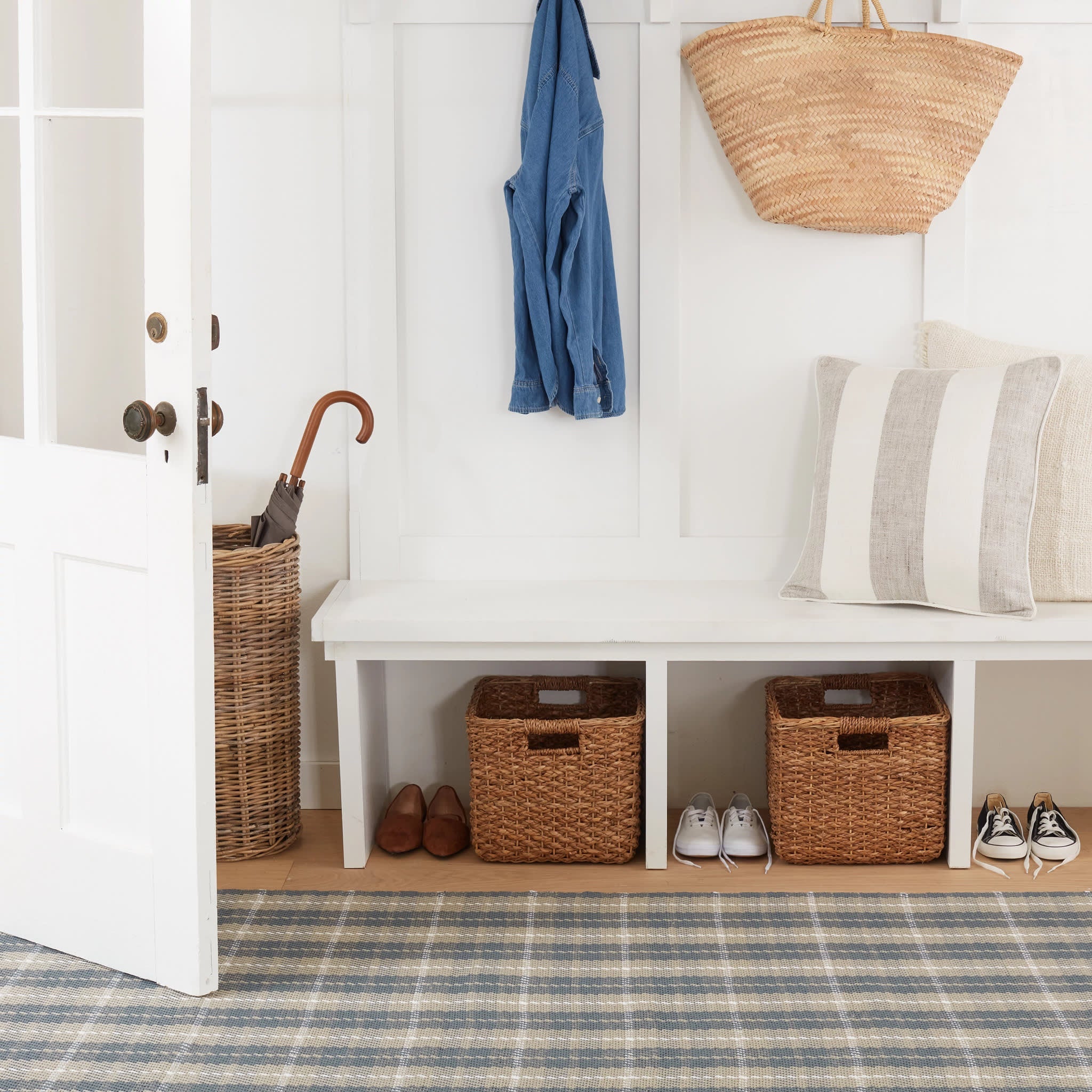 Lakeville Plaid Handwoven Indoor/Outdoor Rug | Charcoal Image secondaire du produit