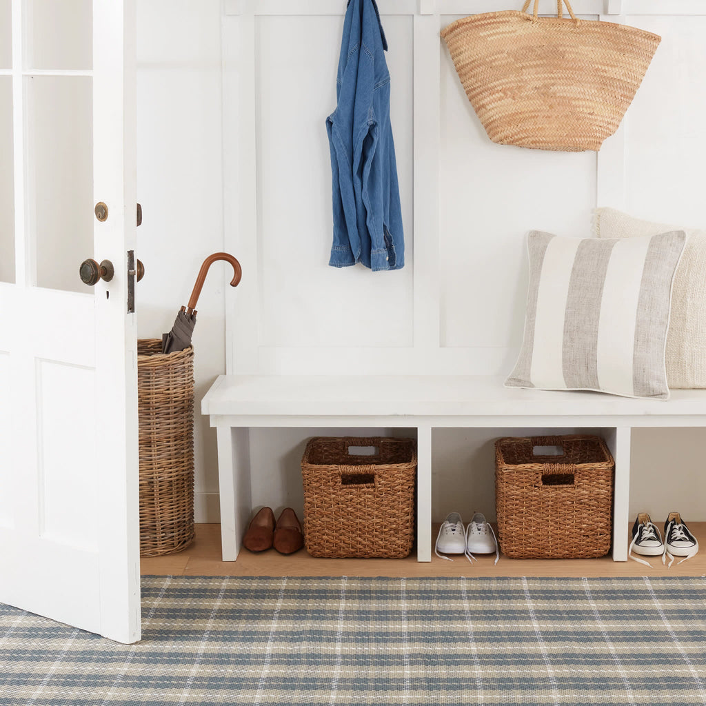 Lakeville Plaid Handwoven Indoor/Outdoor Rug | Charcoal