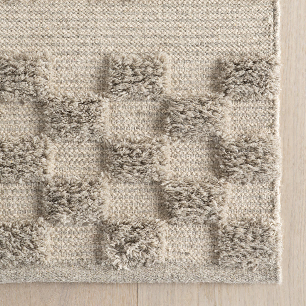 Nubi Bohemian Striped Hand Woven Rug | Grey