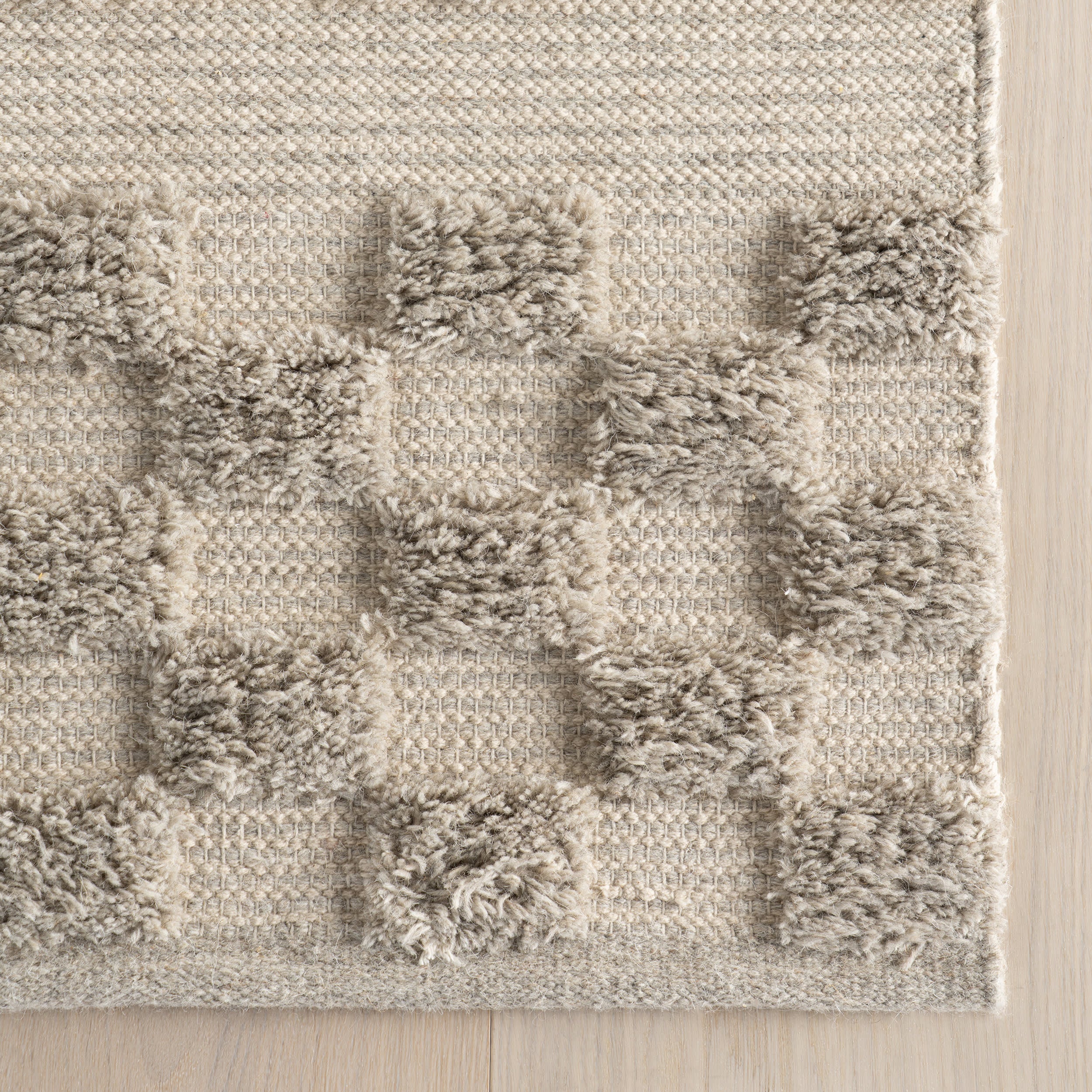 Nubi Bohemian Striped Hand Woven Rug | Grey