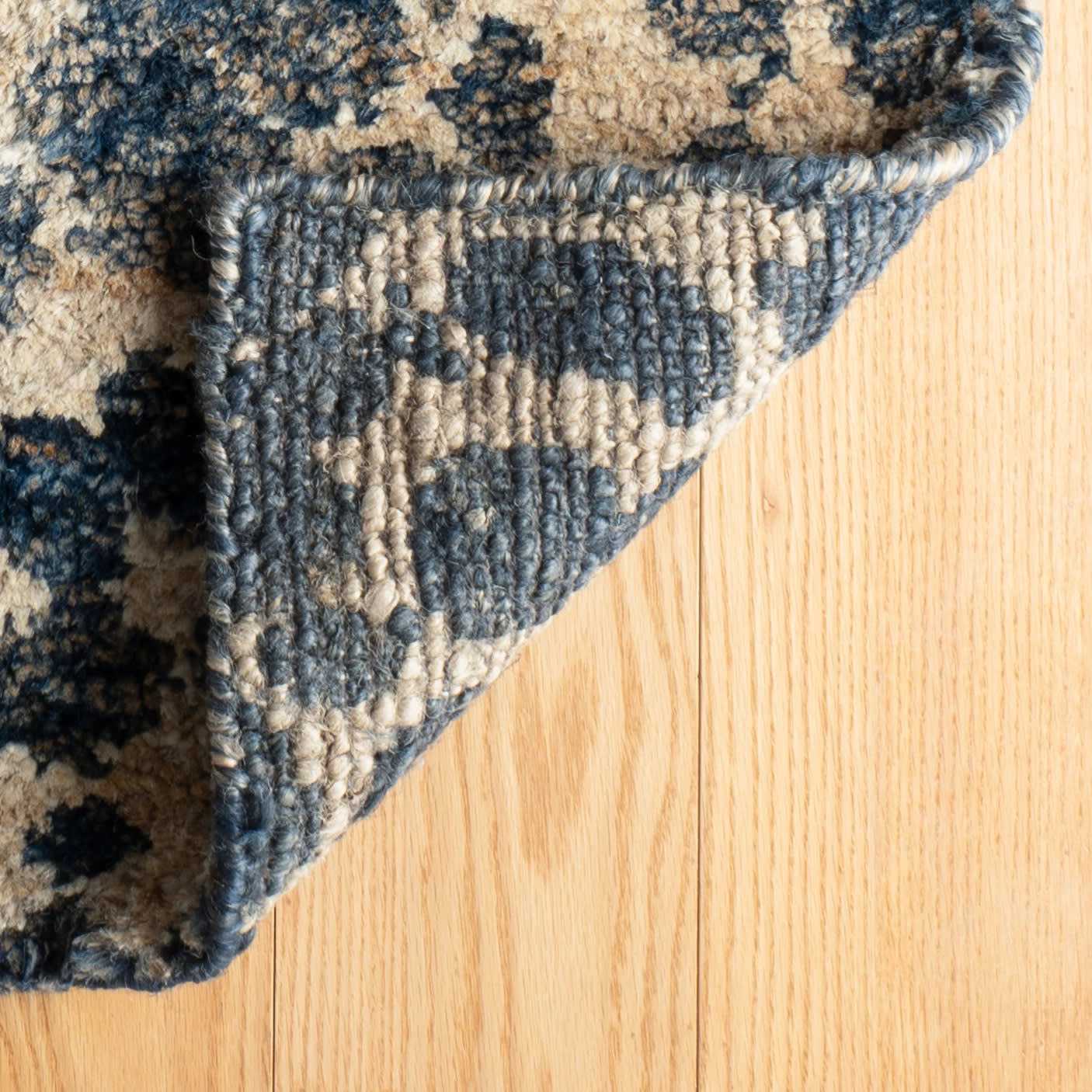 Stormi Hand Knotted Jute Rug | Indigo