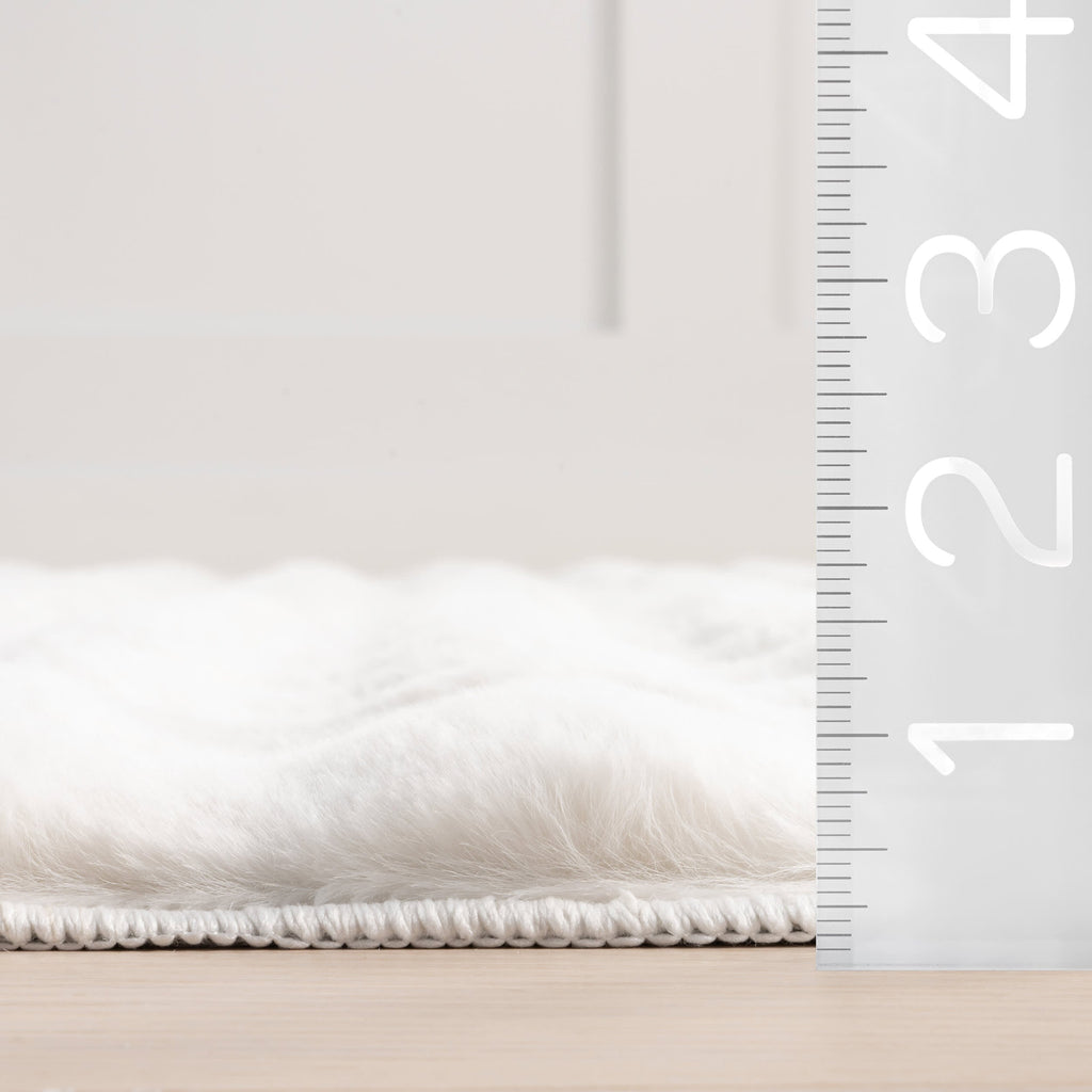 Ivana Checkered Plush Cloud Washable Rug | Off White