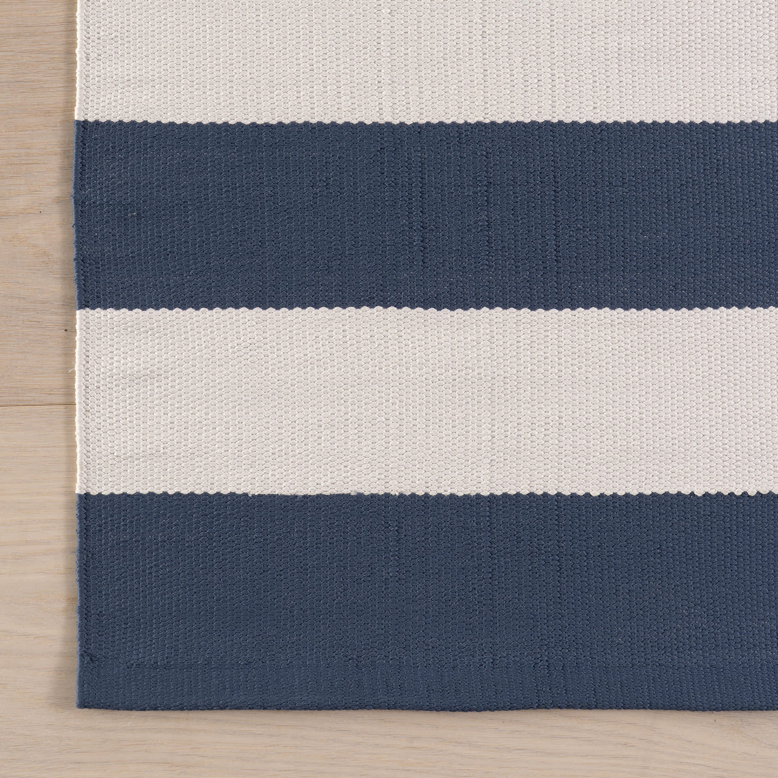 Banks Stripe Handwoven Indoor/Outdoor Rug | Navy