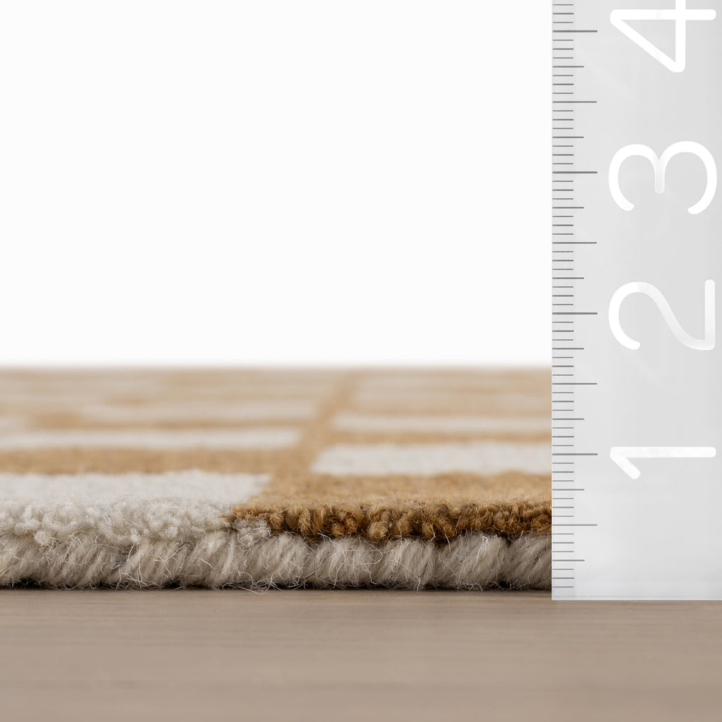 Calina Modern Checkered Indoor Wool Rug | Golden Tan