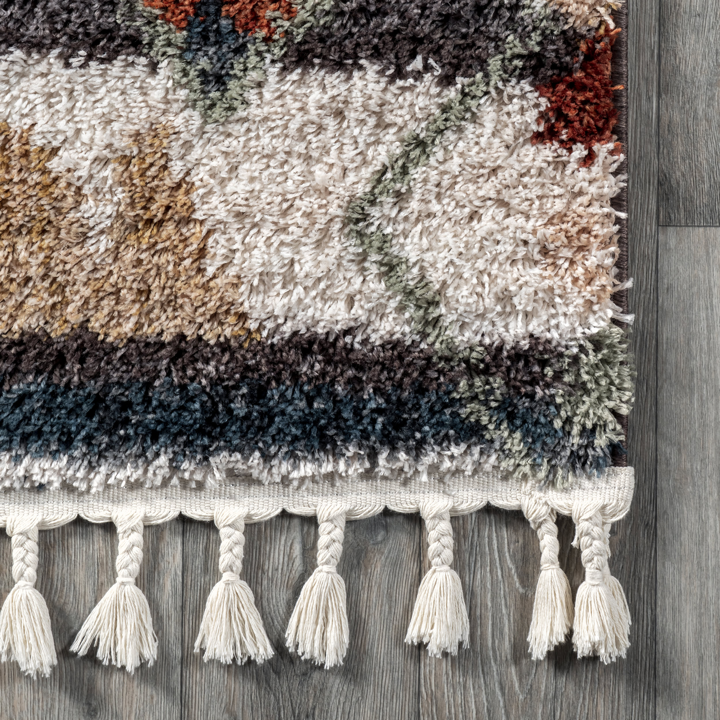 Moroccan Diamond Shag With Tassels Rug | Grey
