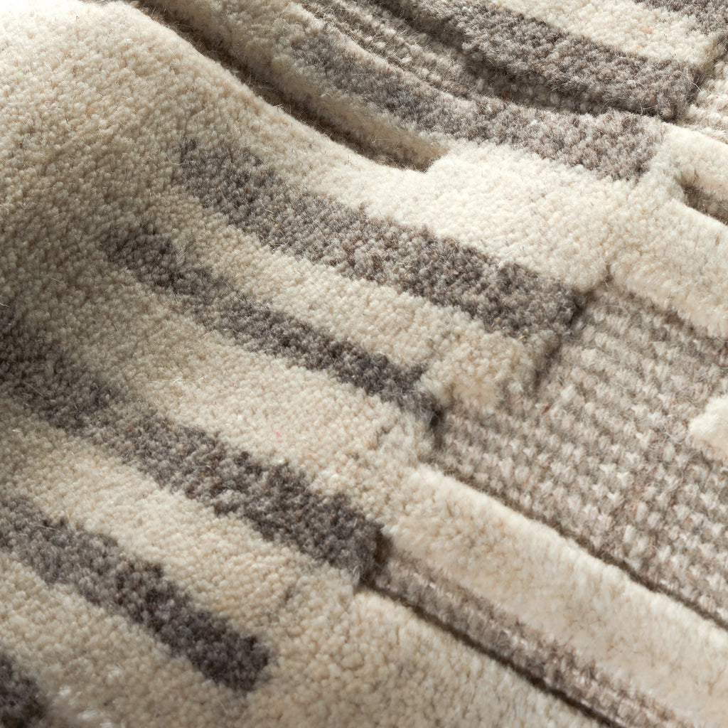 Hicks Hand Knotted Wool Rug | Natural