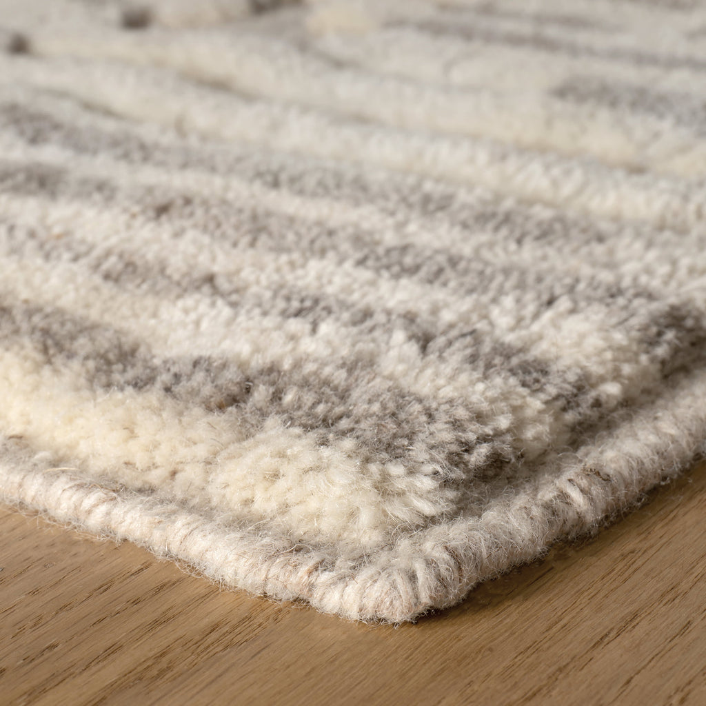 Hicks Hand Knotted Wool Rug | Natural