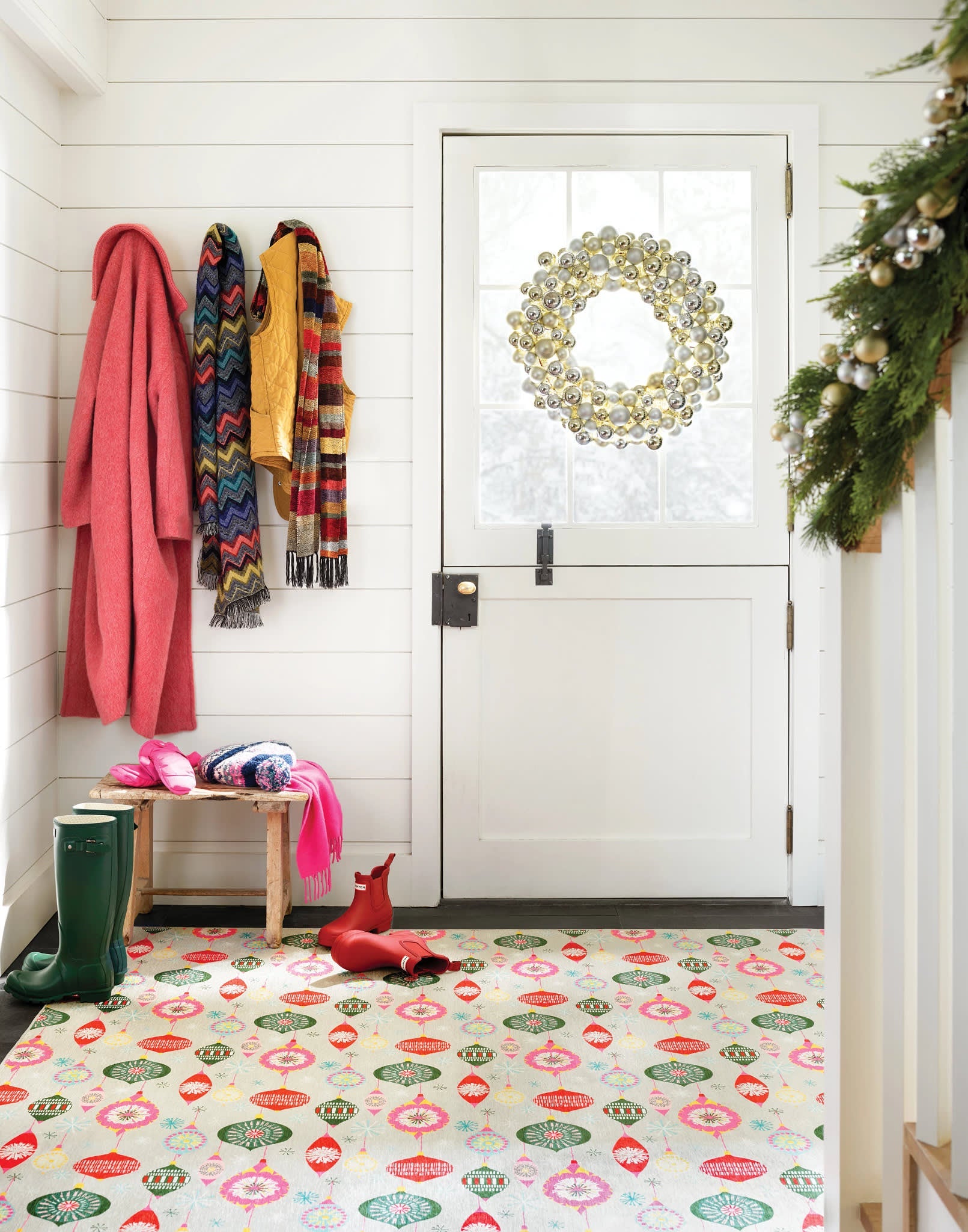 Ornaments Machine Washable Rug | Multi Image secondaire du produit