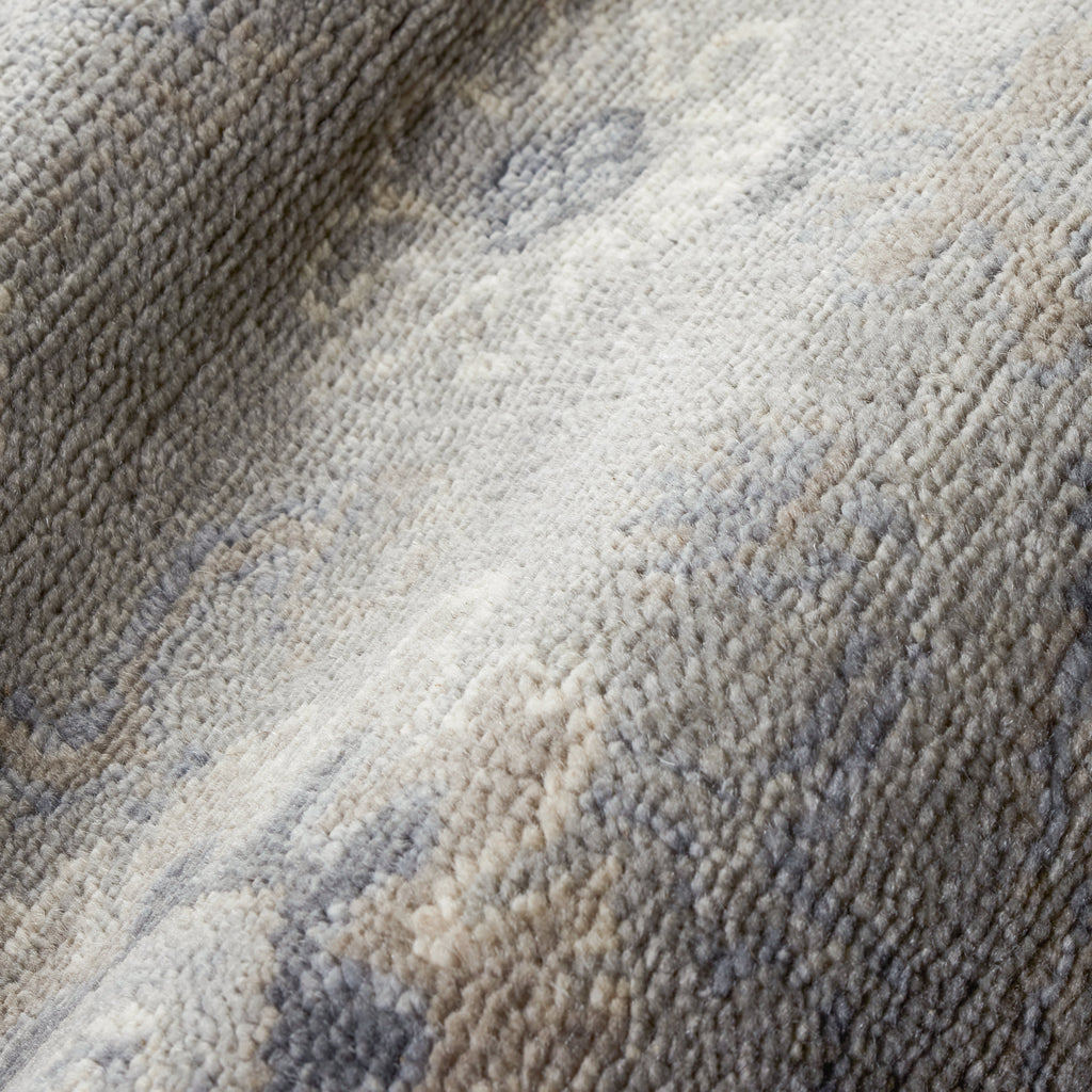 Lila Hand Knotted Wool Rug | Grey