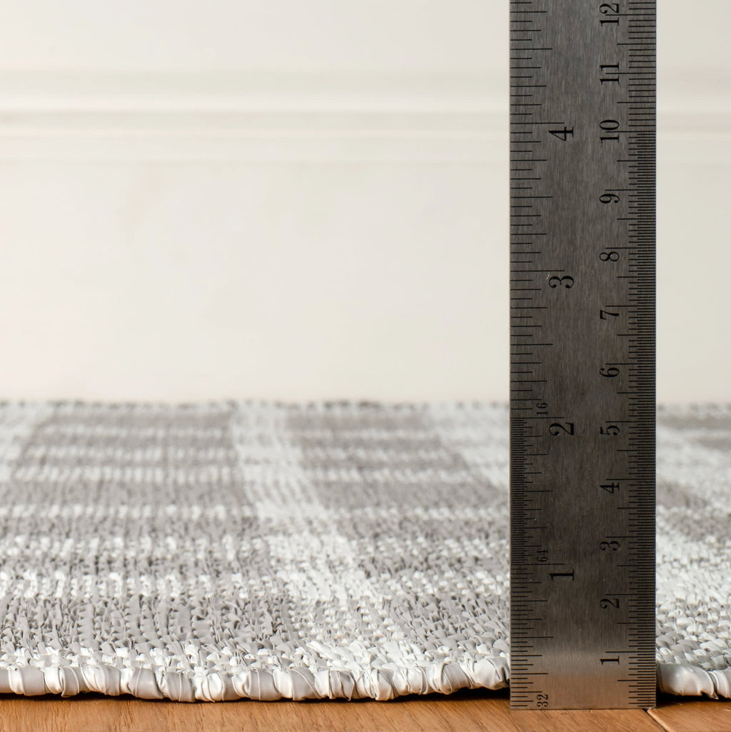 Tattersall Handwoven Indoor/Outdoor Rug | Grey