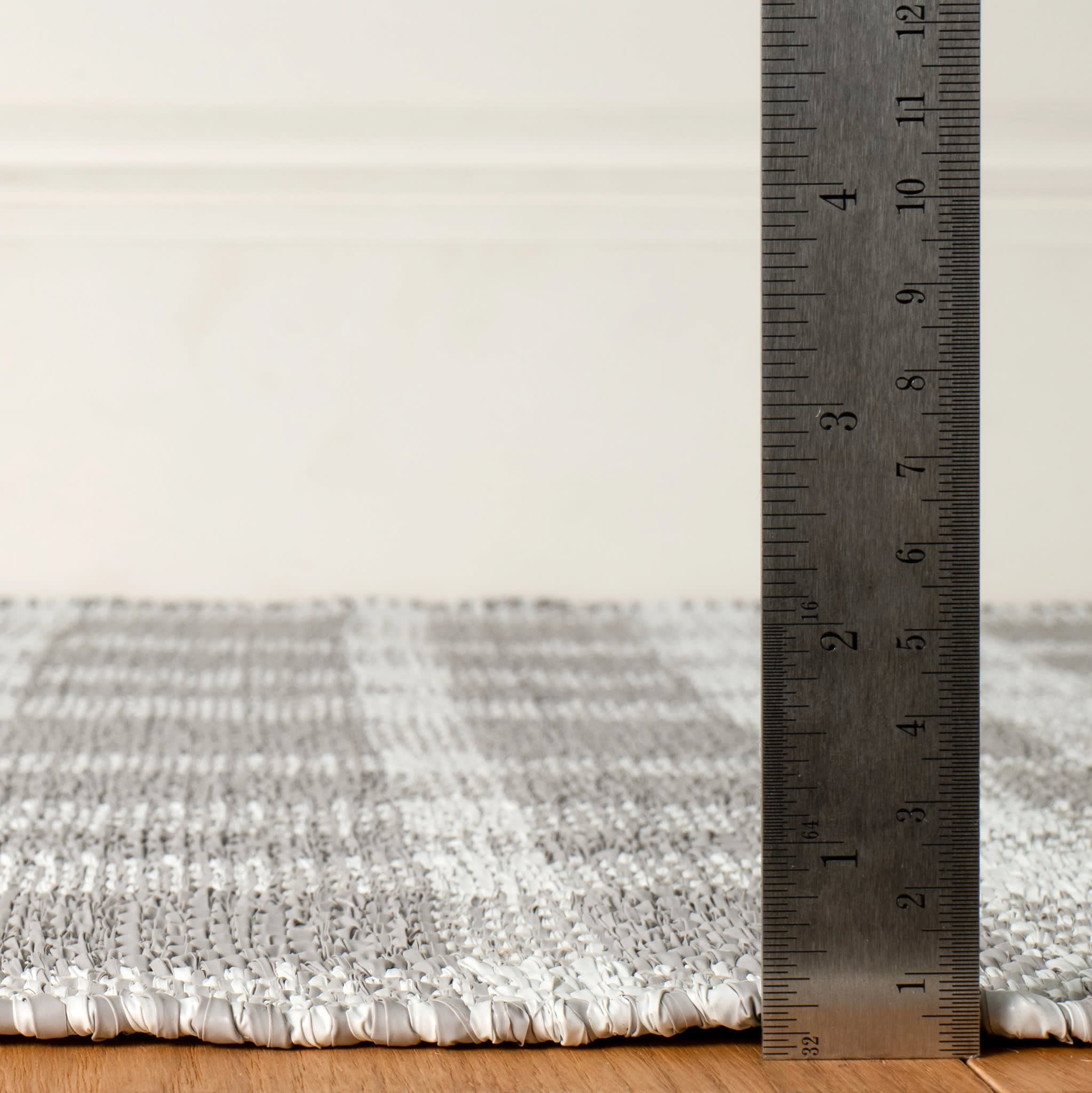 Tattersall Handwoven Indoor/Outdoor Rug | Grey