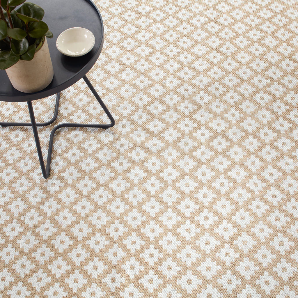 Samode Handwoven Indoor/Outdoor Rug | Khaki